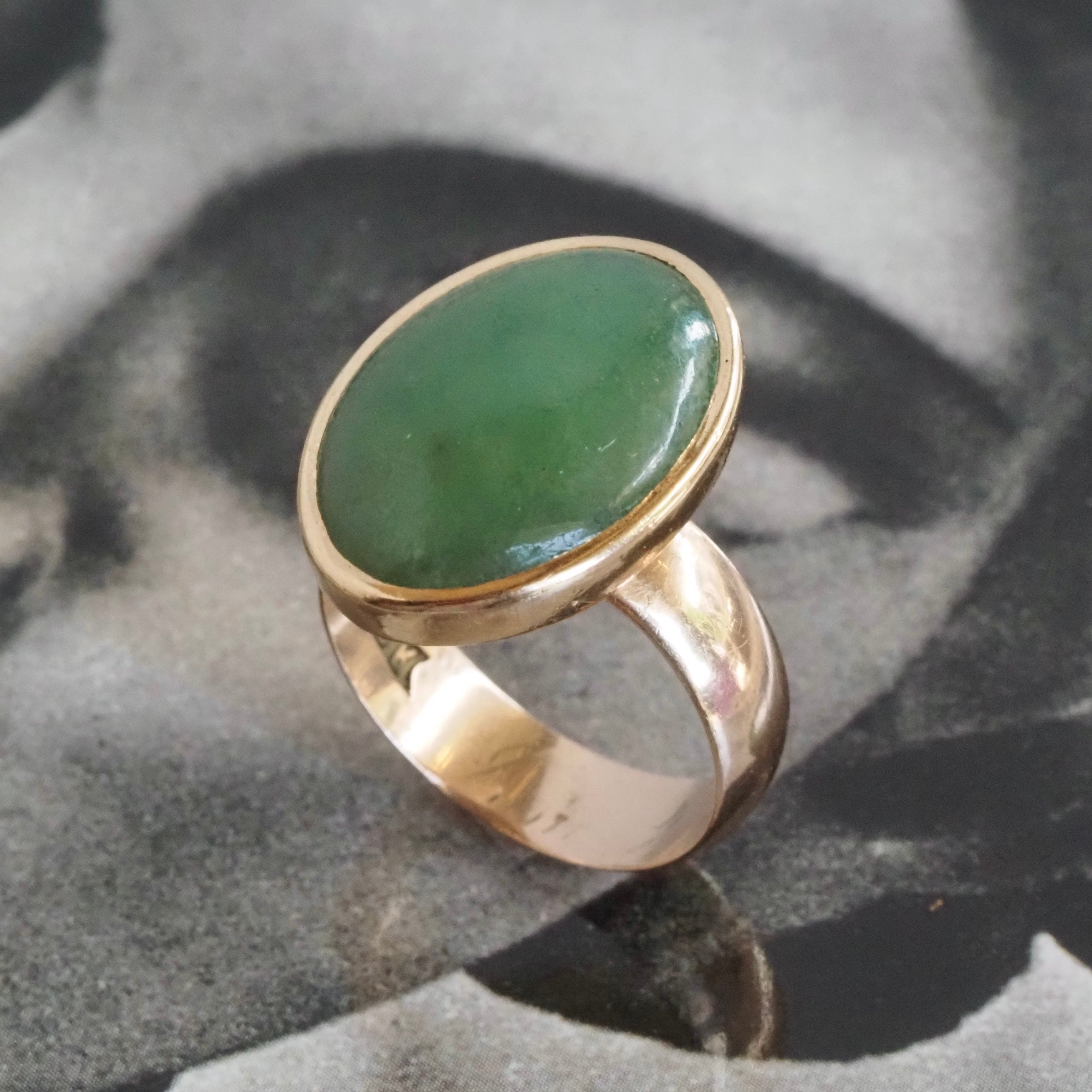 Vintage Jade Cabochon 14k Gold Ring with Antique Band