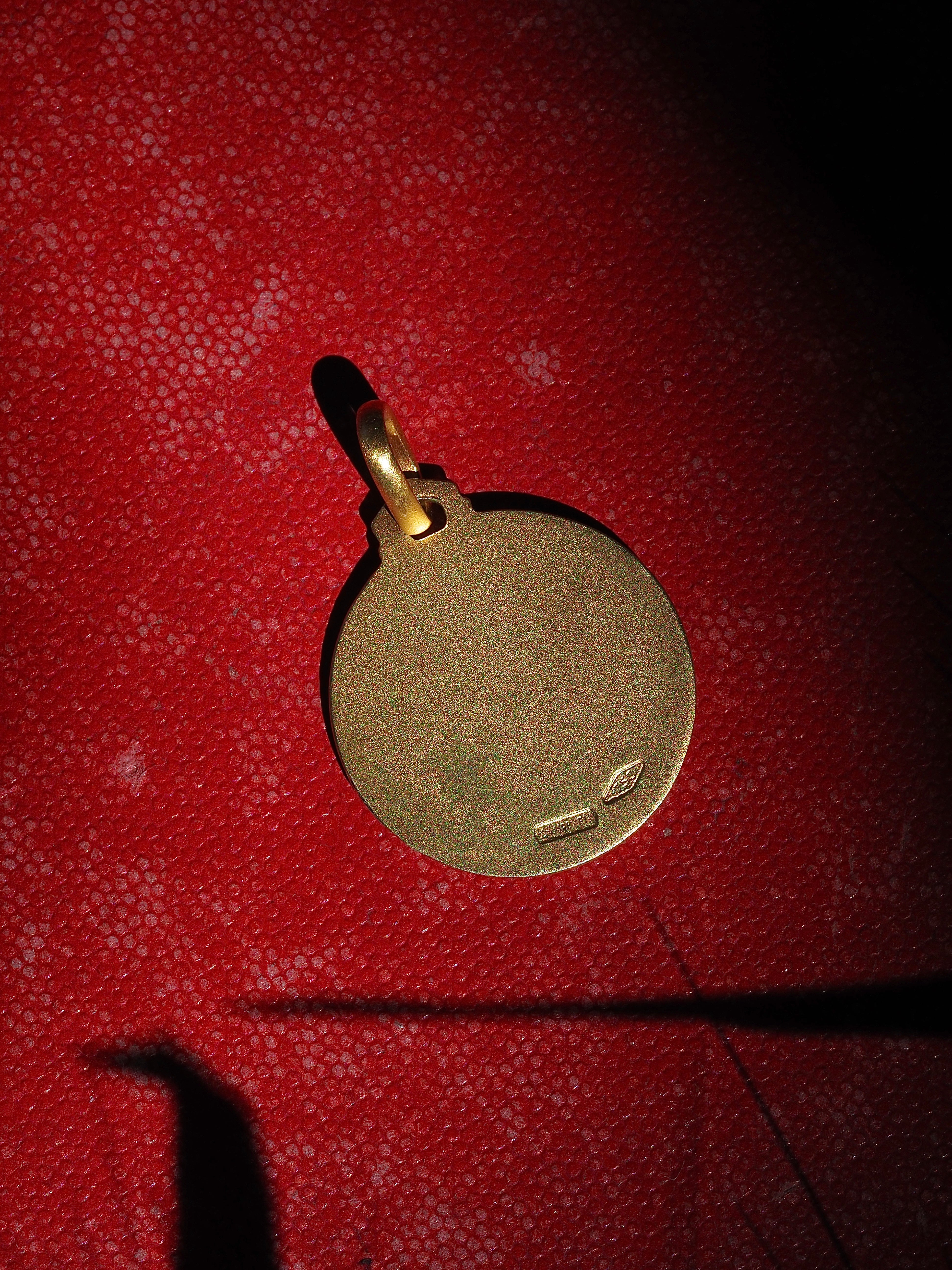 Vintage 18k Gold Leo Lion Charm