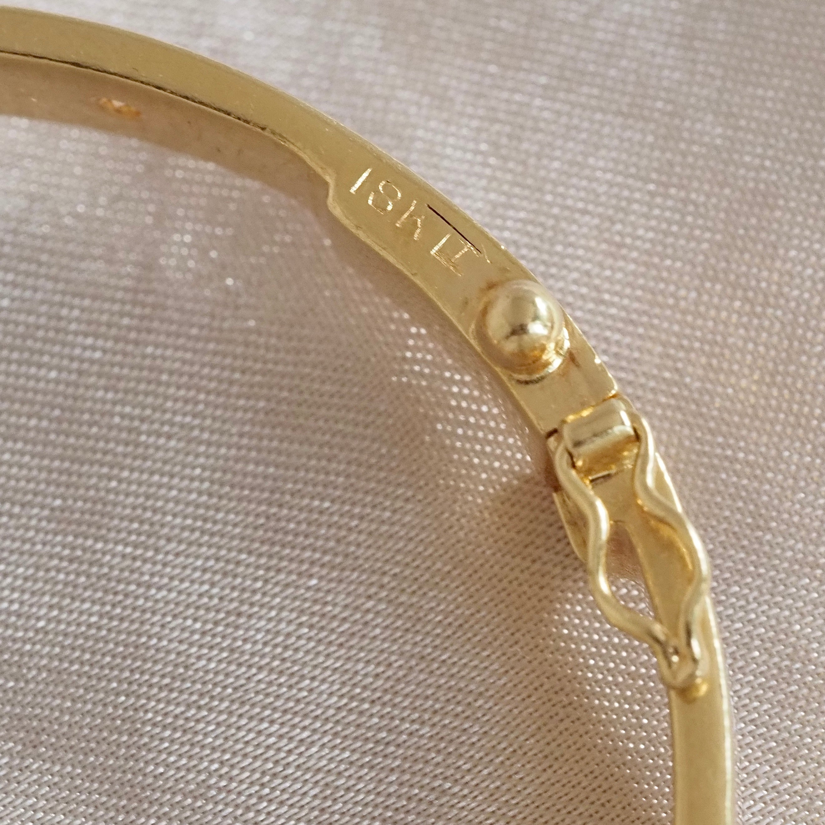 Vintage 18k Gold Diamond Oval Hinged Bangle