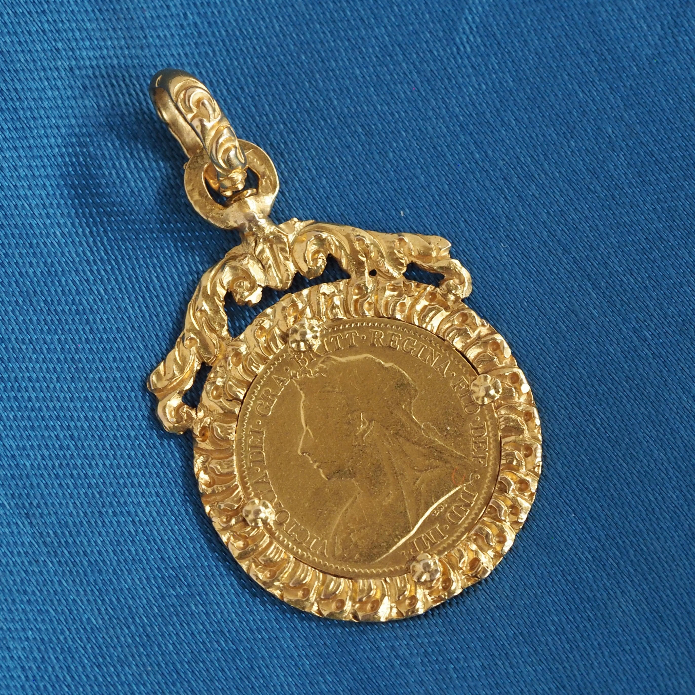 Queen victoria hot sale coin necklace