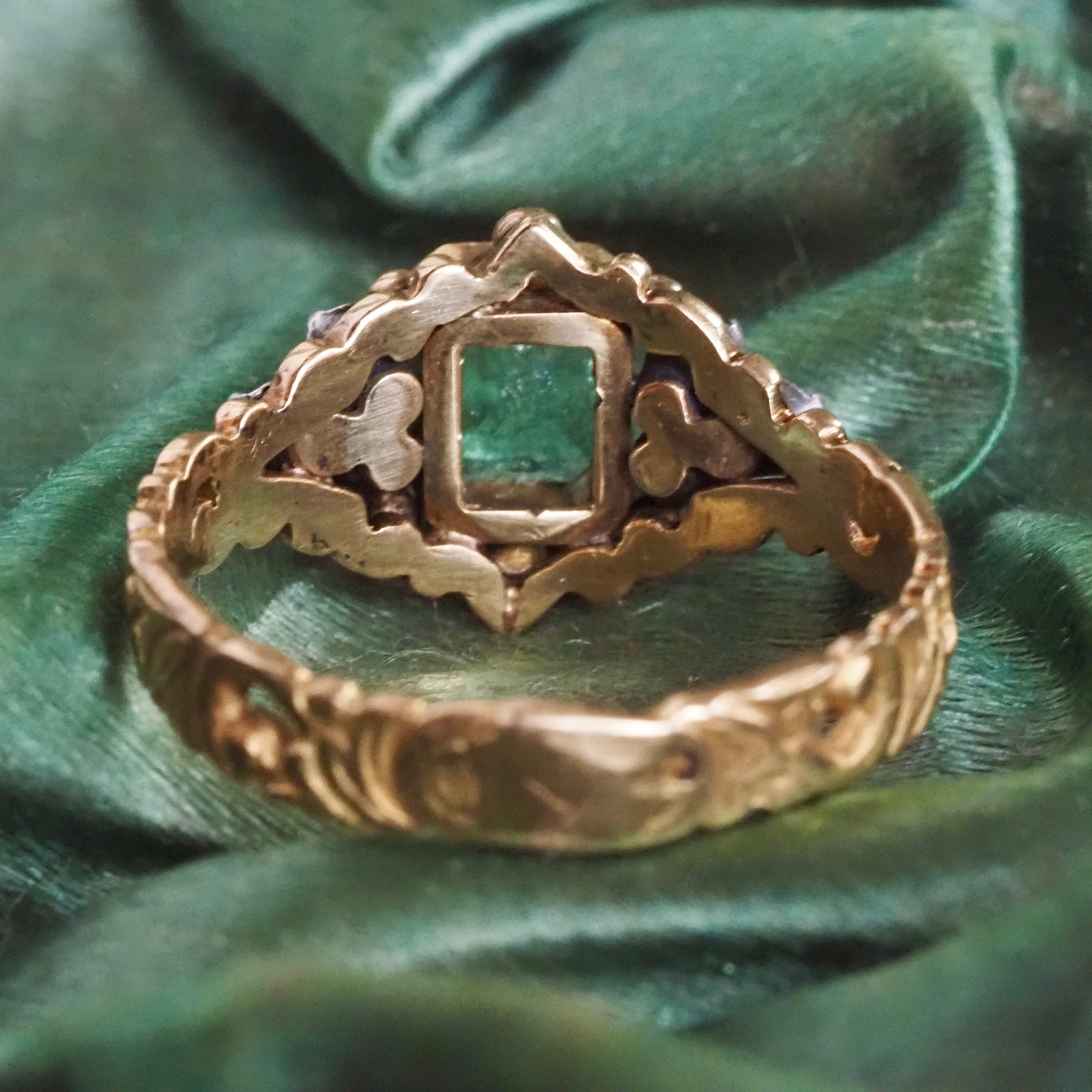 Vintage Victorian Style Emerald and Diamond 18k Gold and Silver Ring