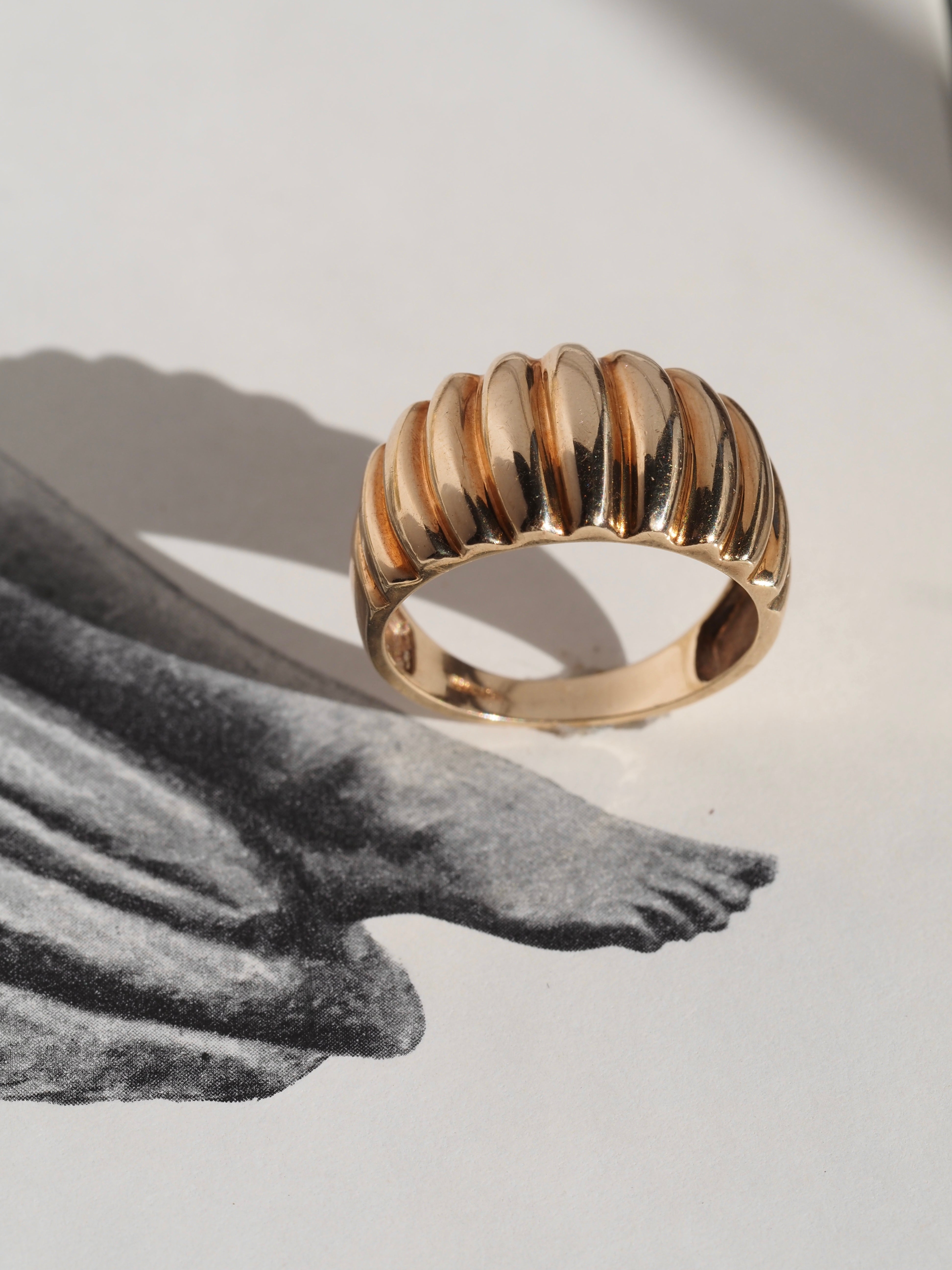 Vintage Ridged Dome 10k Gold Ring