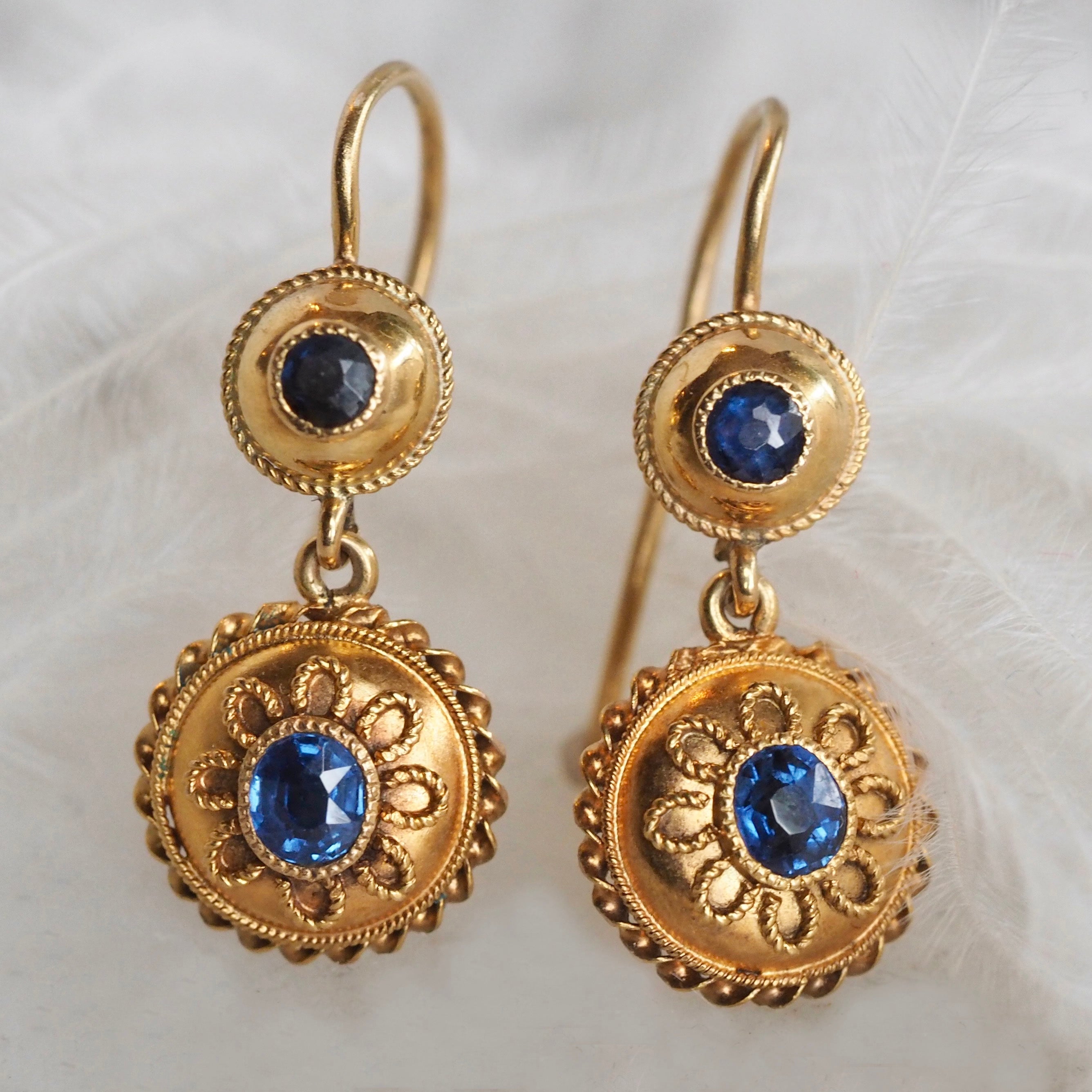 Vintage English 15k Gold Filligree Natural Sapphire Earrings