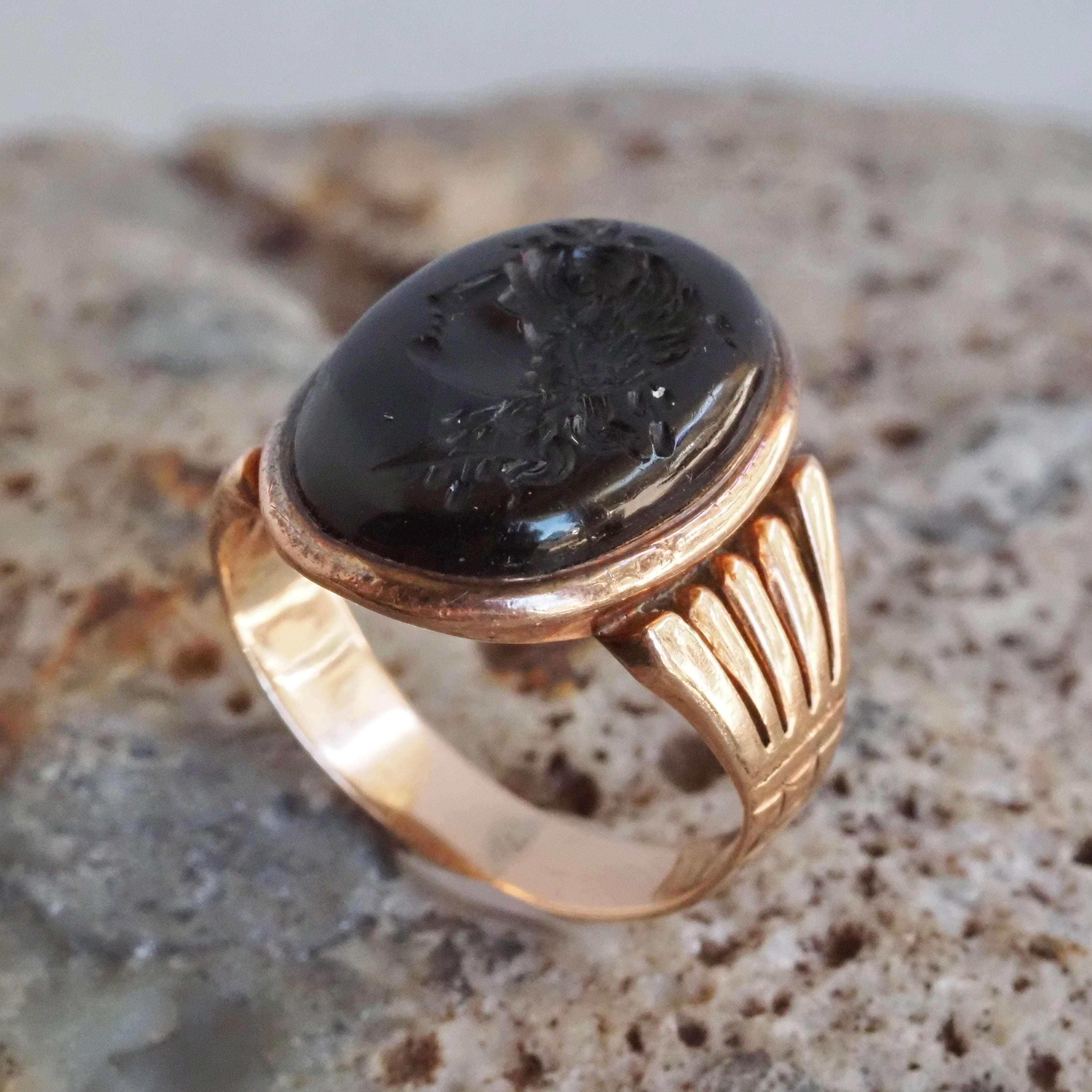 Antique Victorian 14k Rose Gold Artemis Intaglio Onyx Ring