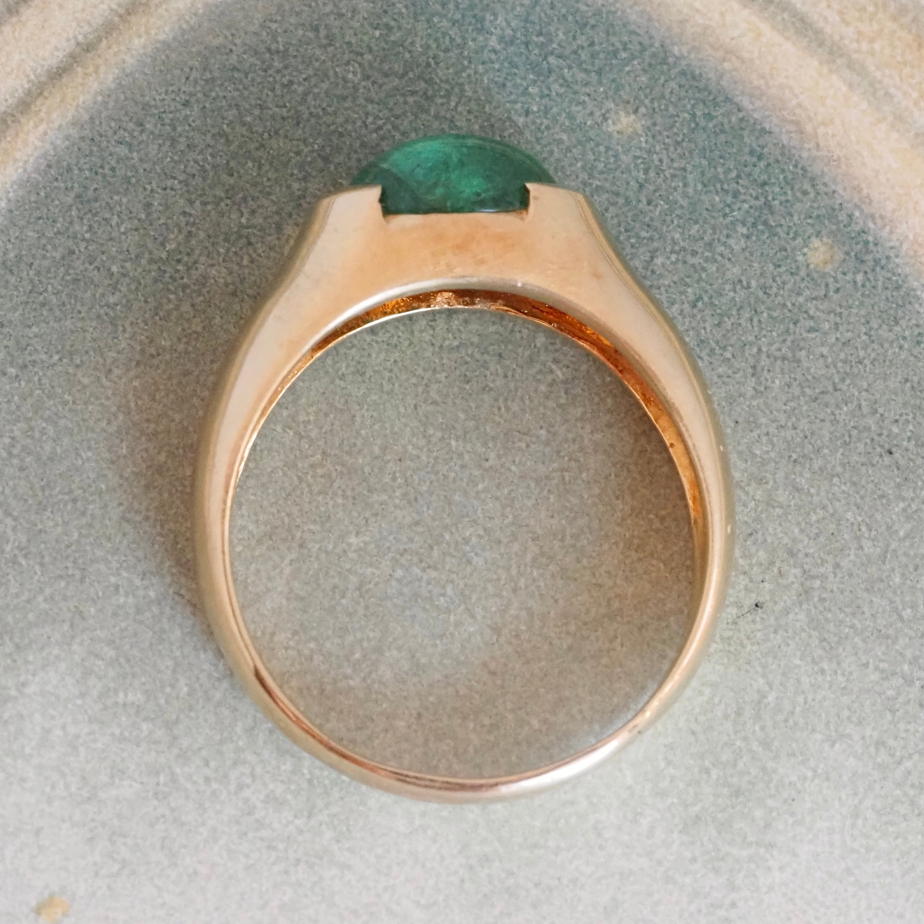 Vintage 18k Gold Emerald Ring