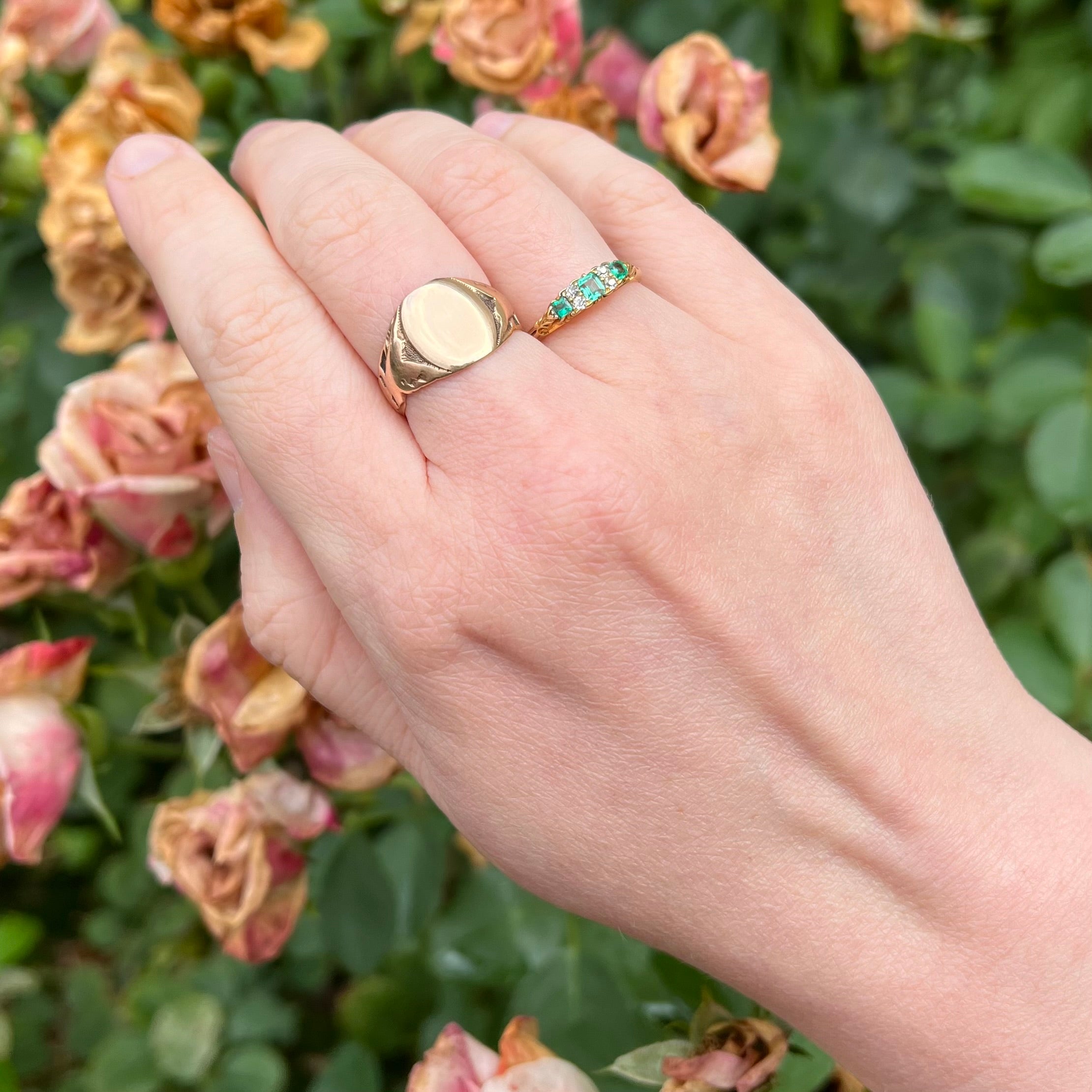 Antique Edwardian 18k Gold Emerald and Old Mine Cut Diamond Scroll Ring