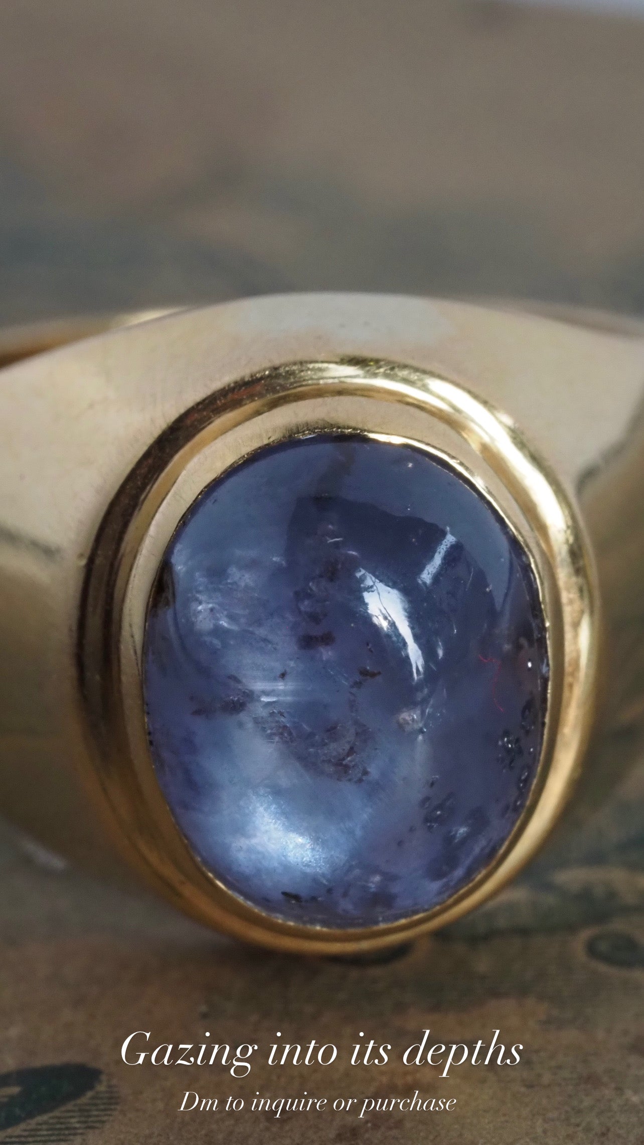 Vintage Natural Star Sapphire Cabochon 18k Gold Ring