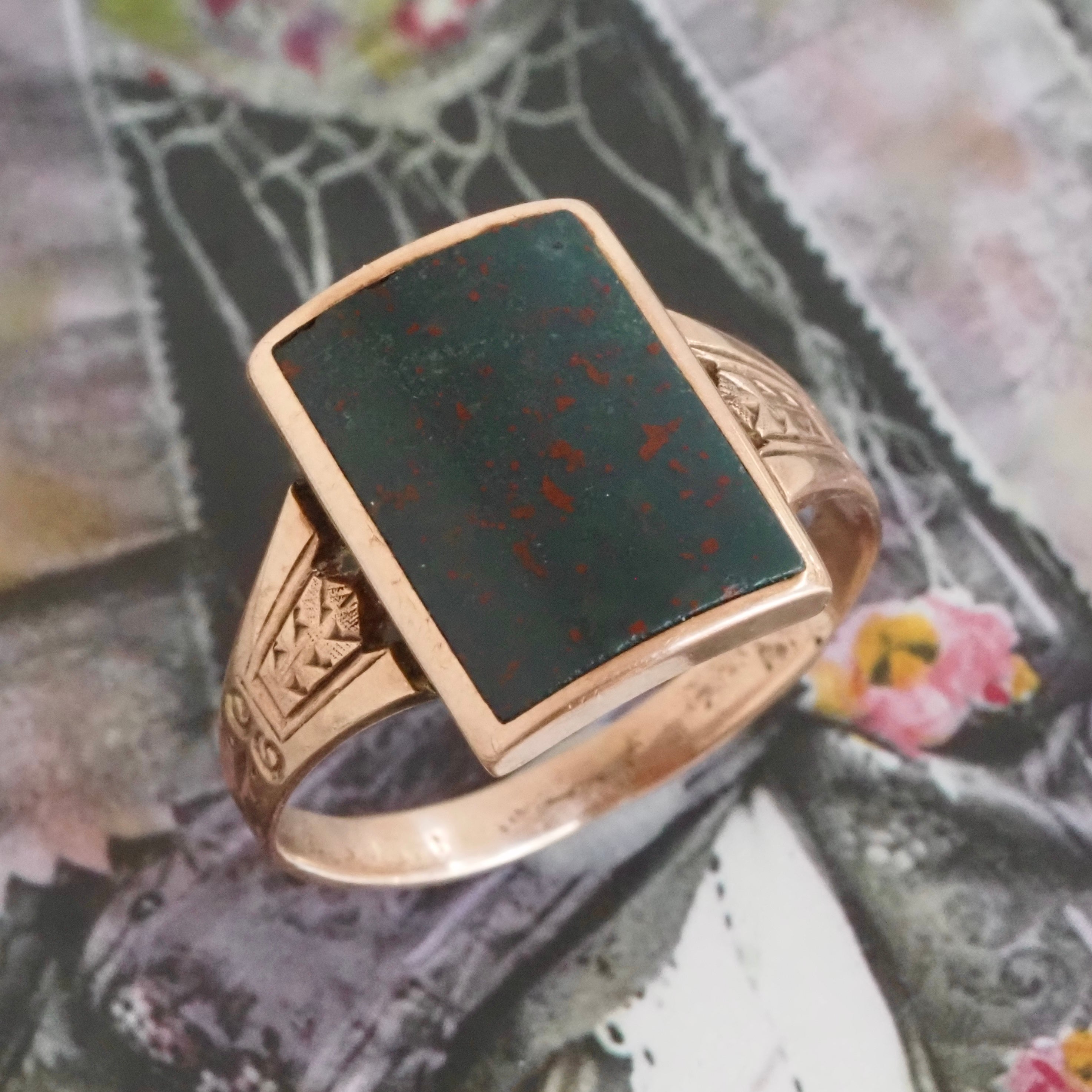 Antique Bloodstone 10k Gold Signet Ring