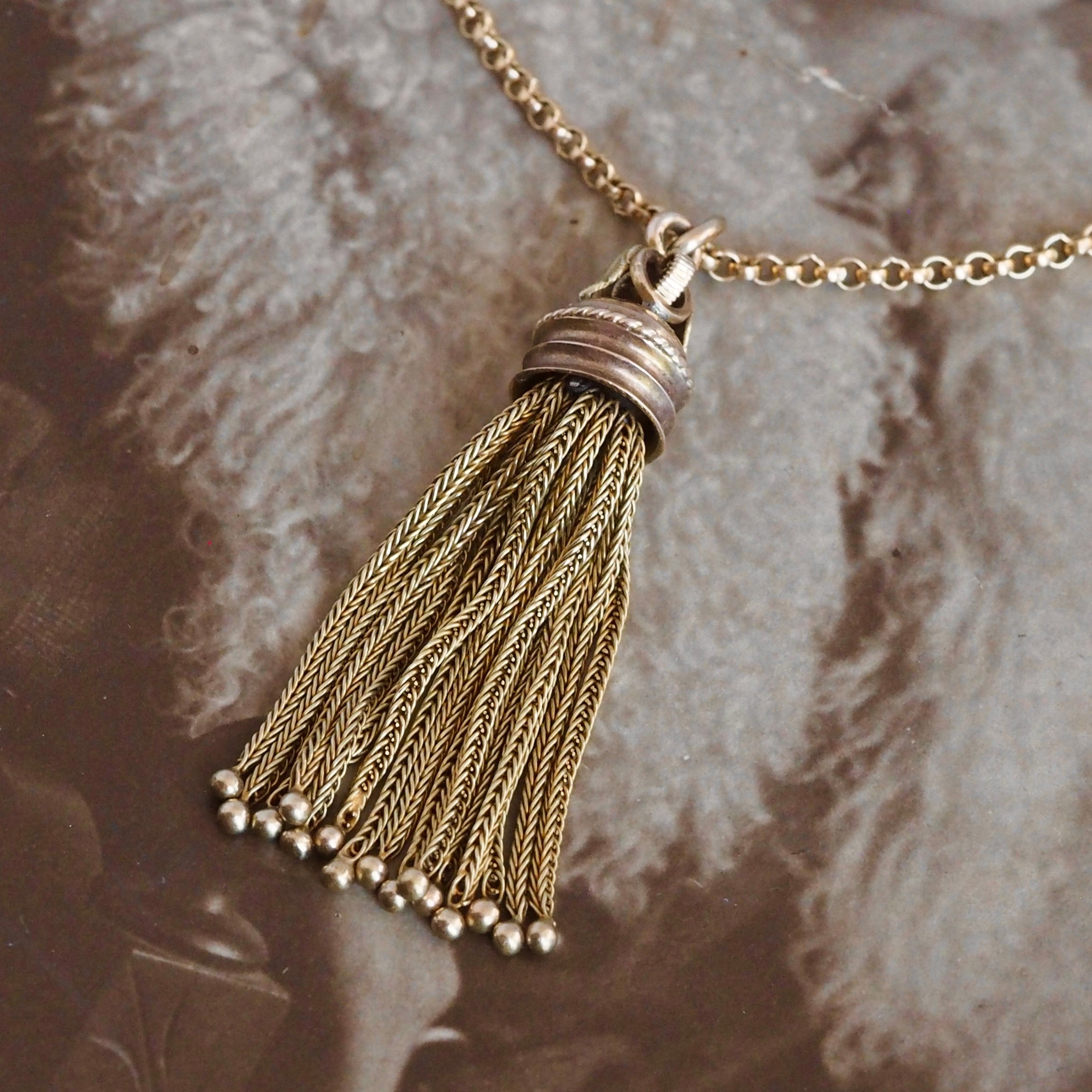 Gold tassel deals pendant necklace