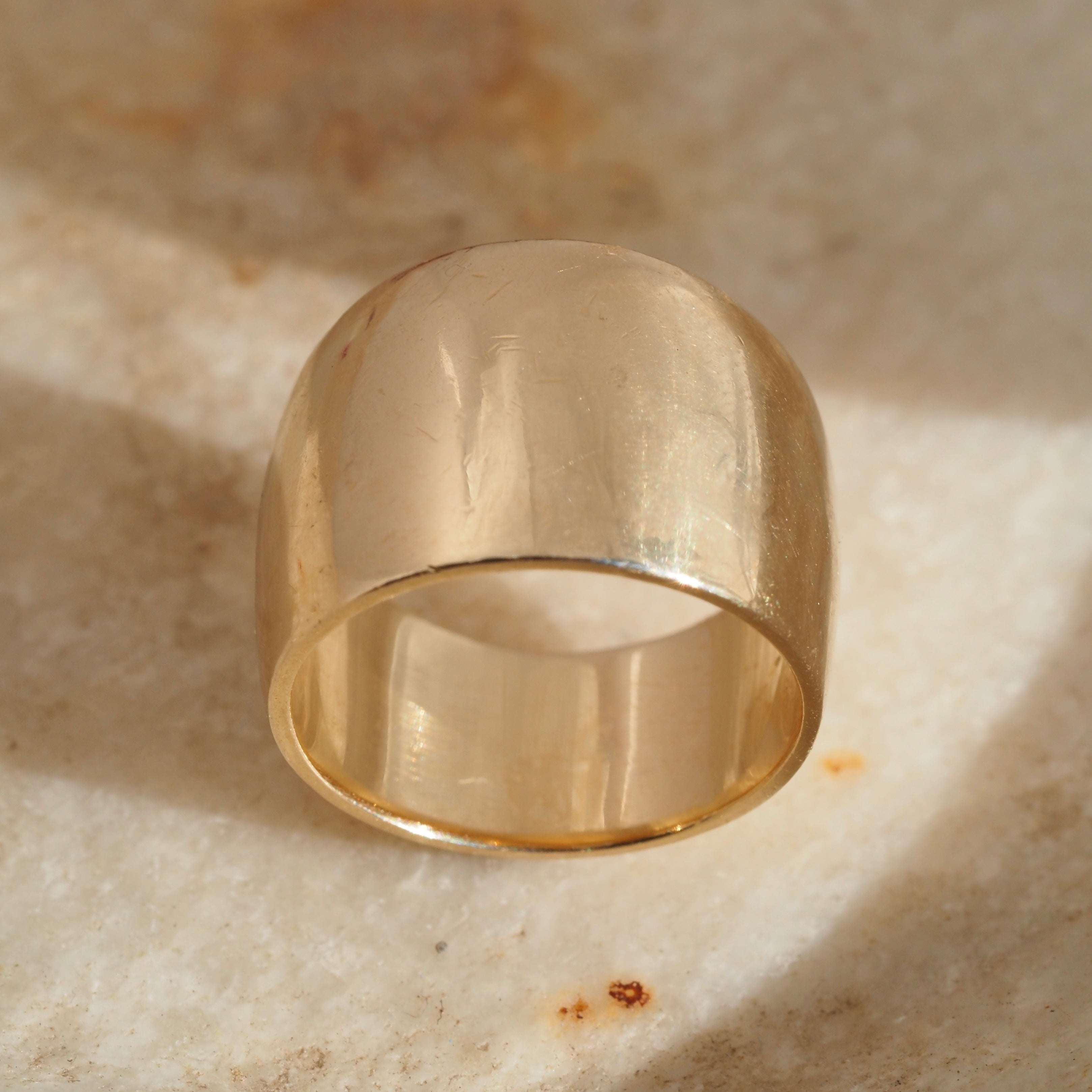 Vintage Domed Tapered Cigar Band 14k Gold Ring