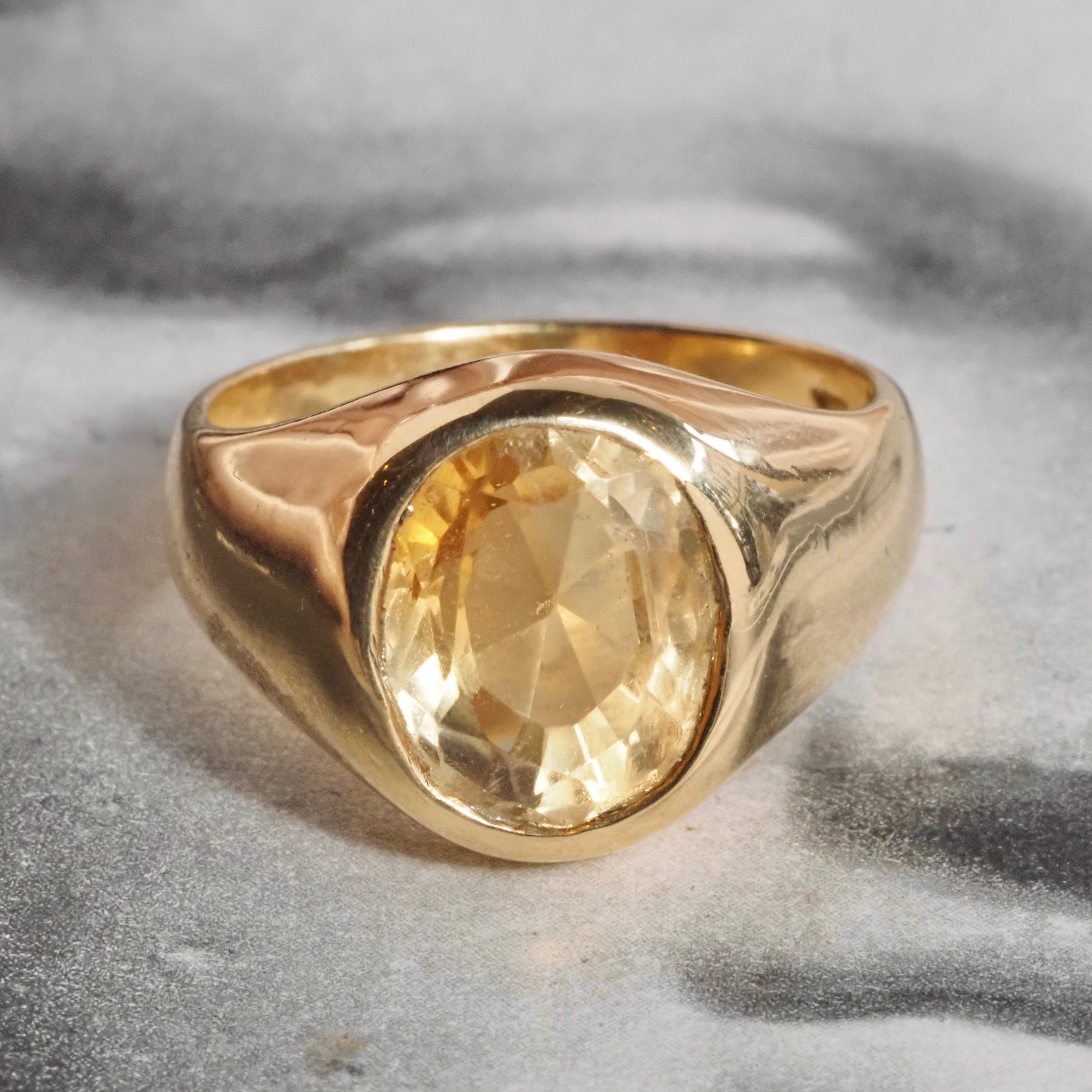 Vintage Citrine 18k Flush Set Signet Ring
