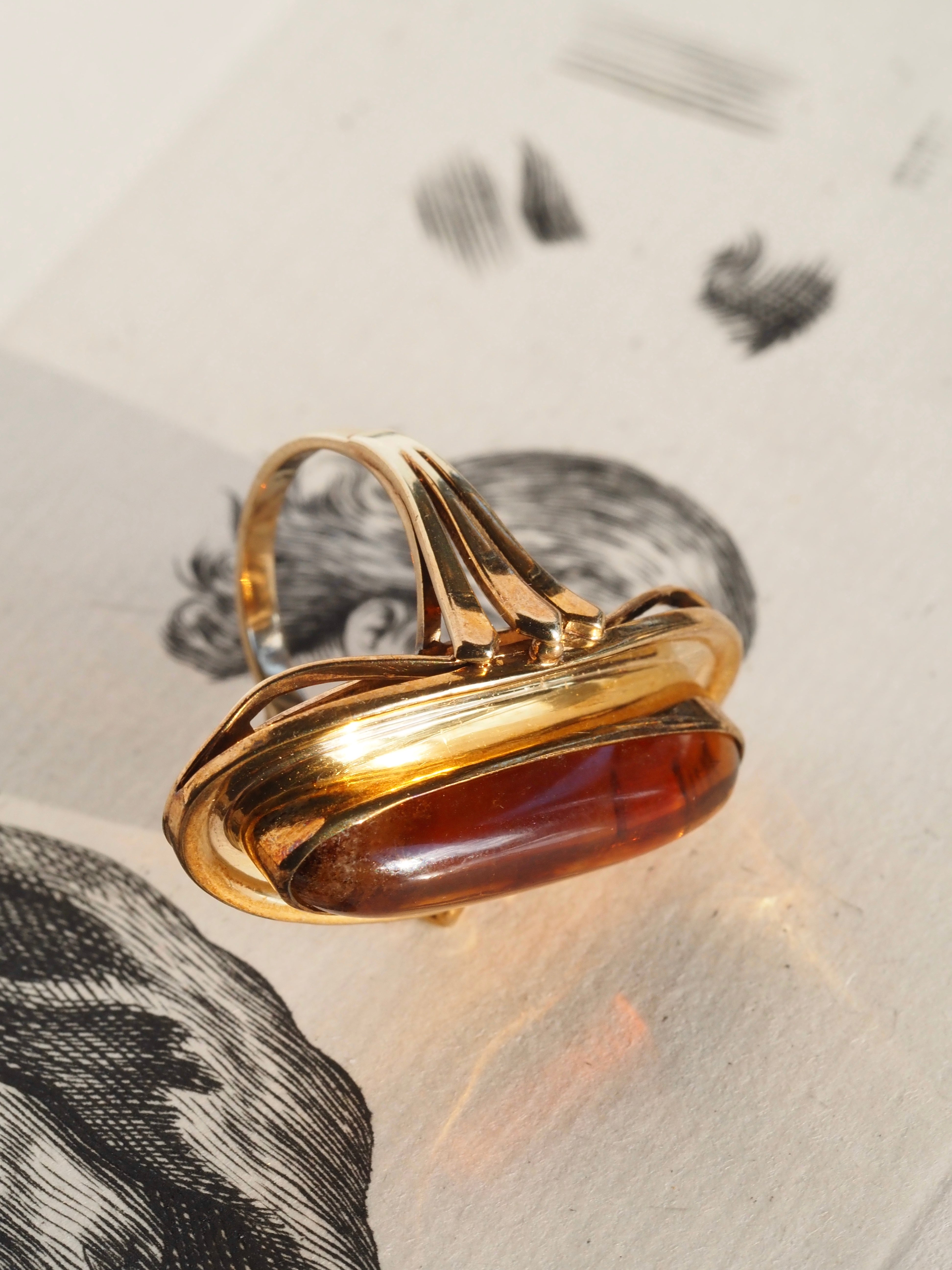 Vintage German 8k Gold Amber Ring