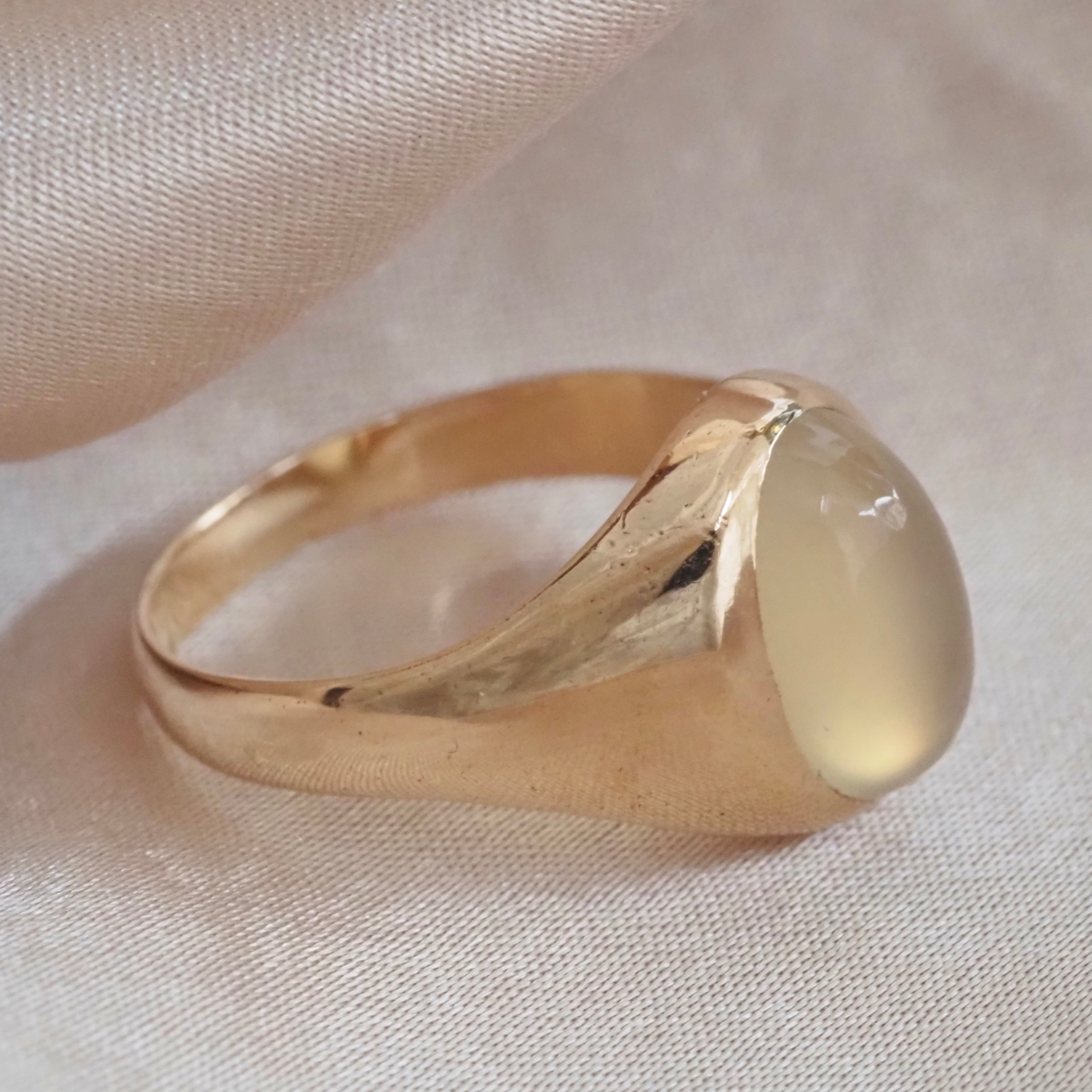 Antique Moonstone Signet 10k Gold Ring