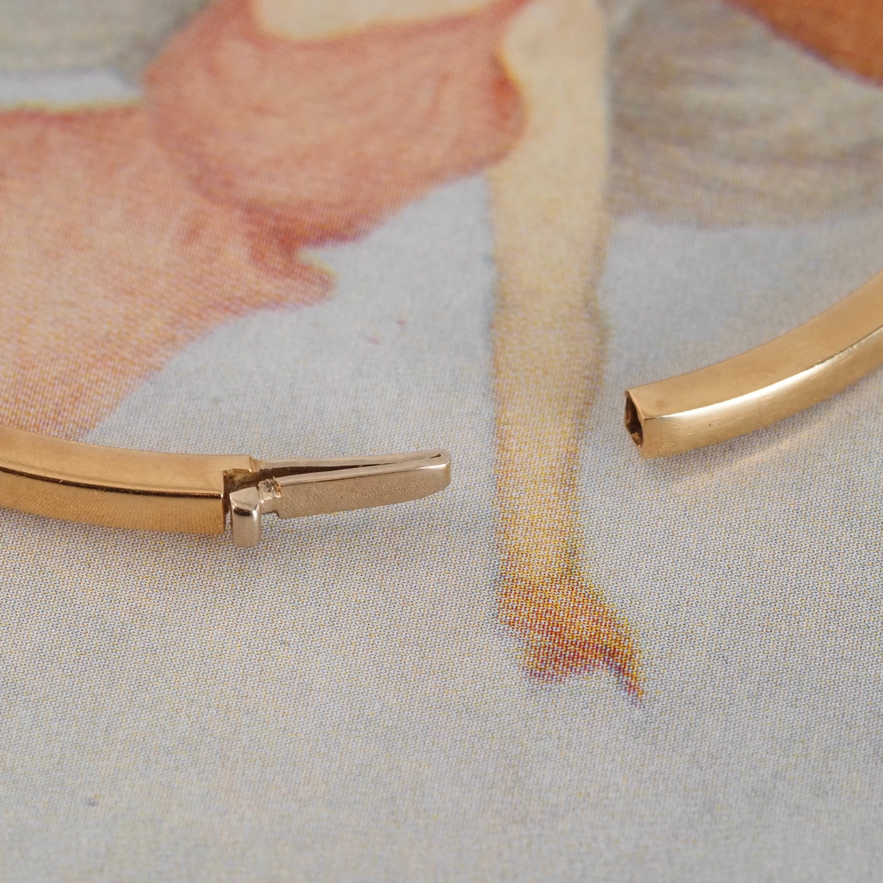 Vintage Italian 18k Gold Squared Oval Hinged Bracelet