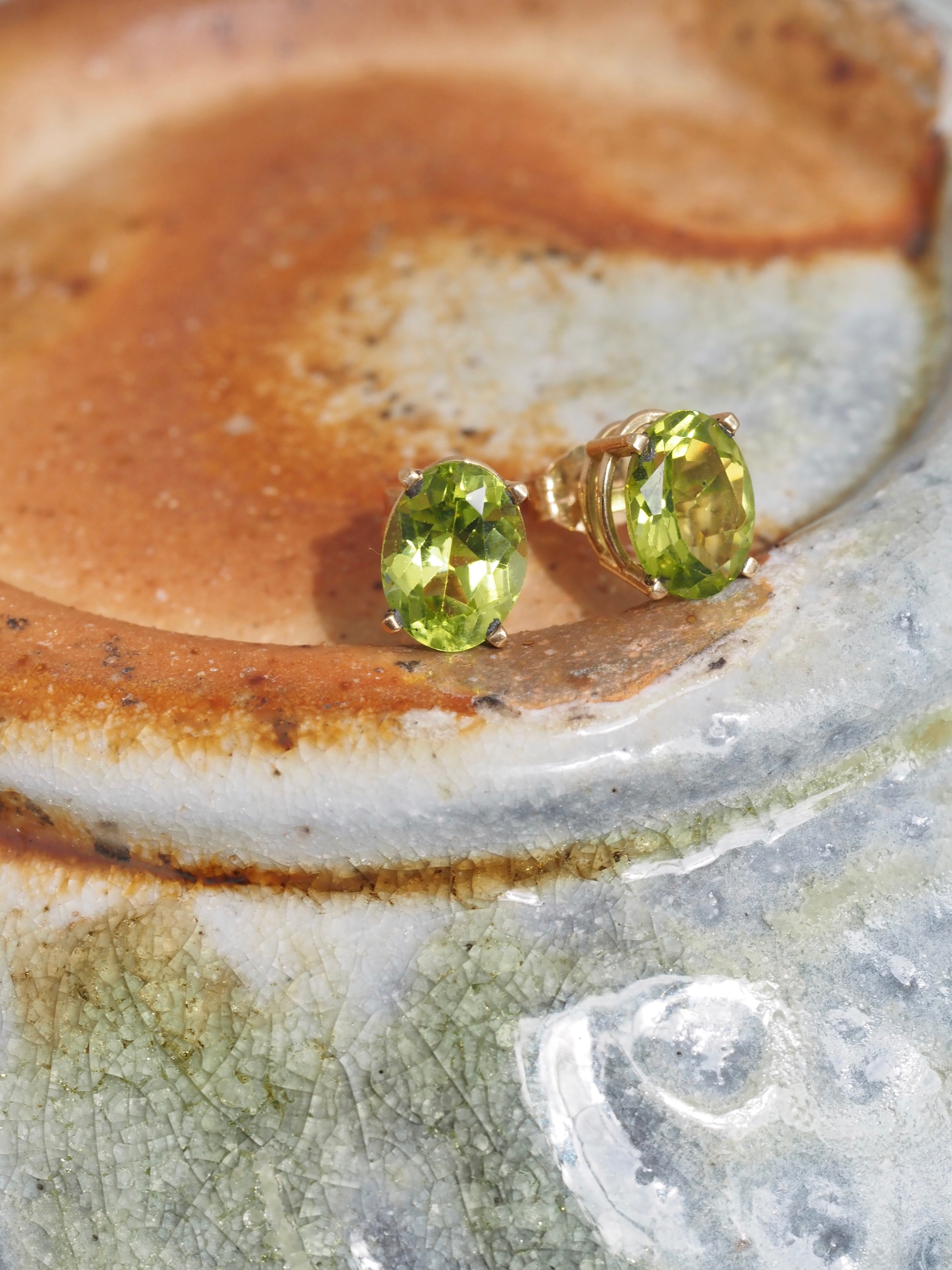 Vintage Peridot 14k Gold Earrings