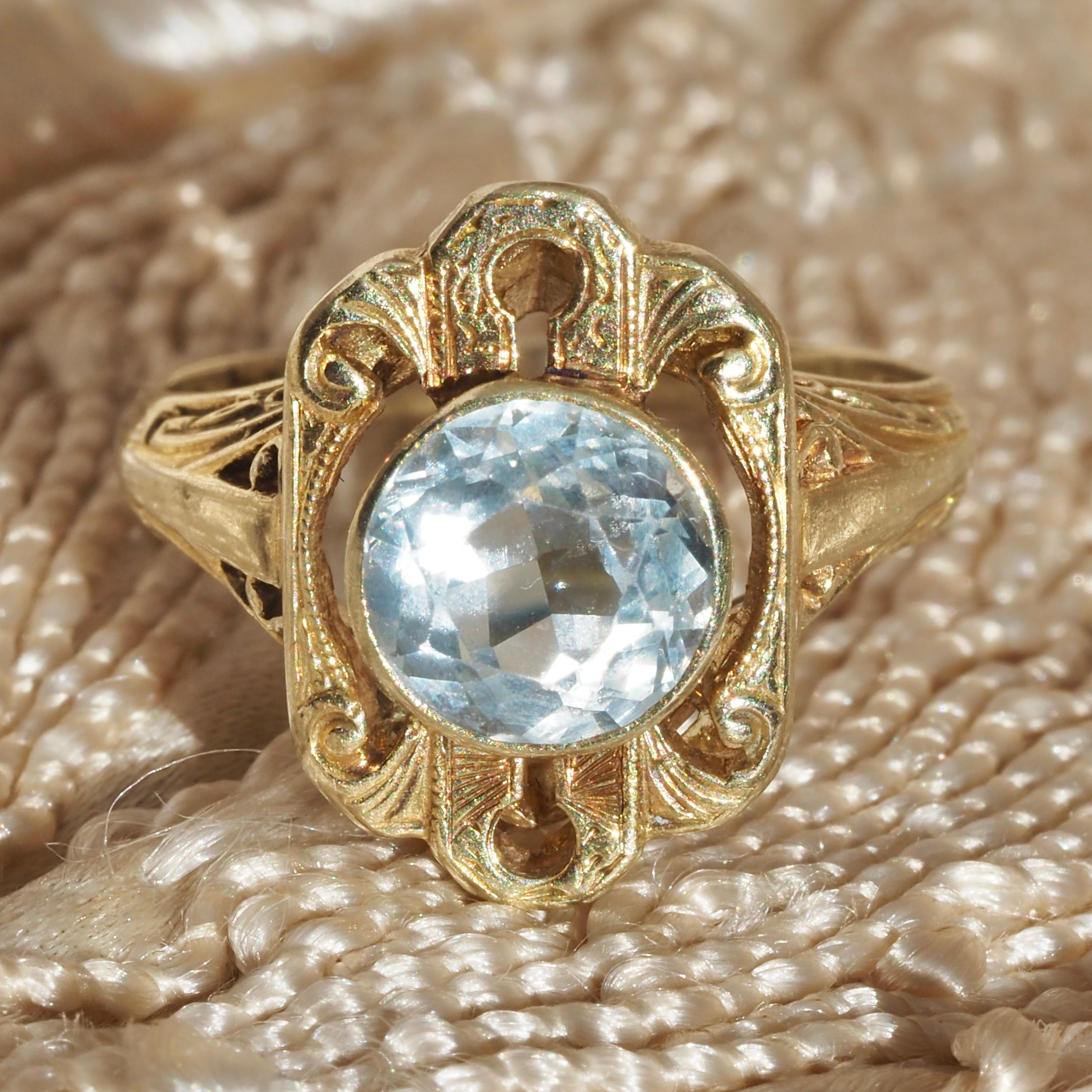 Antique Art Deco Aquamarine Ornate 14k Gold Ring