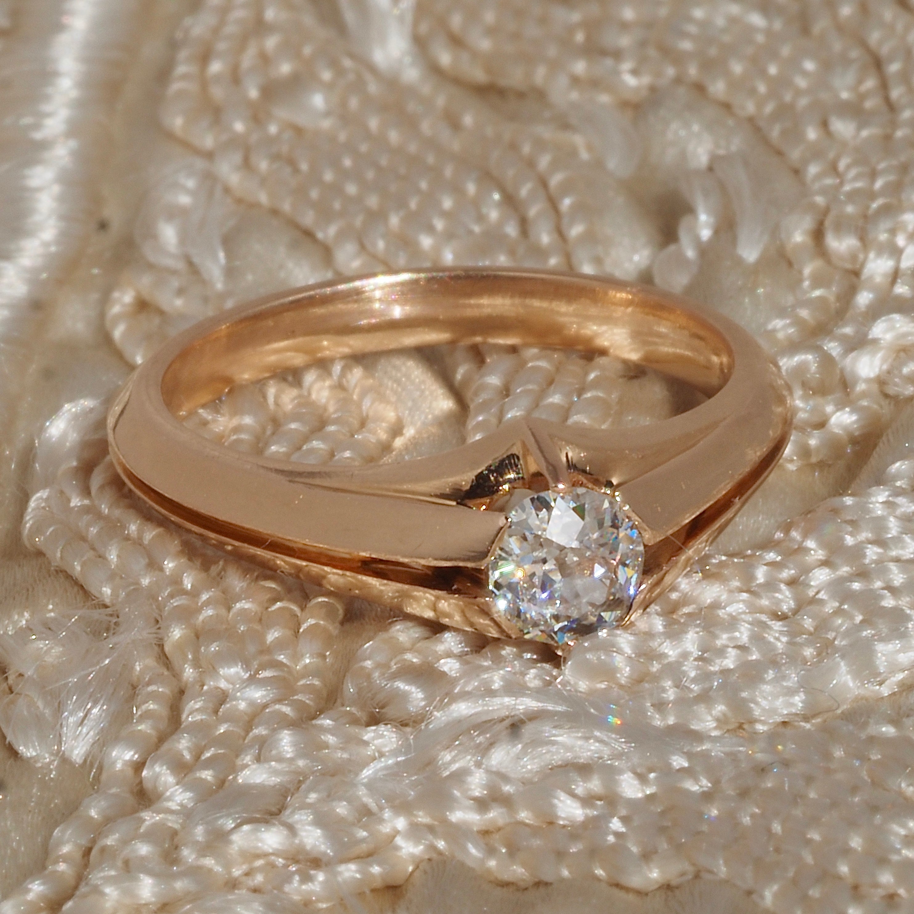 Antique Art Nouveau Old Mine Cut Diamond 18k Gold Engagement Ring