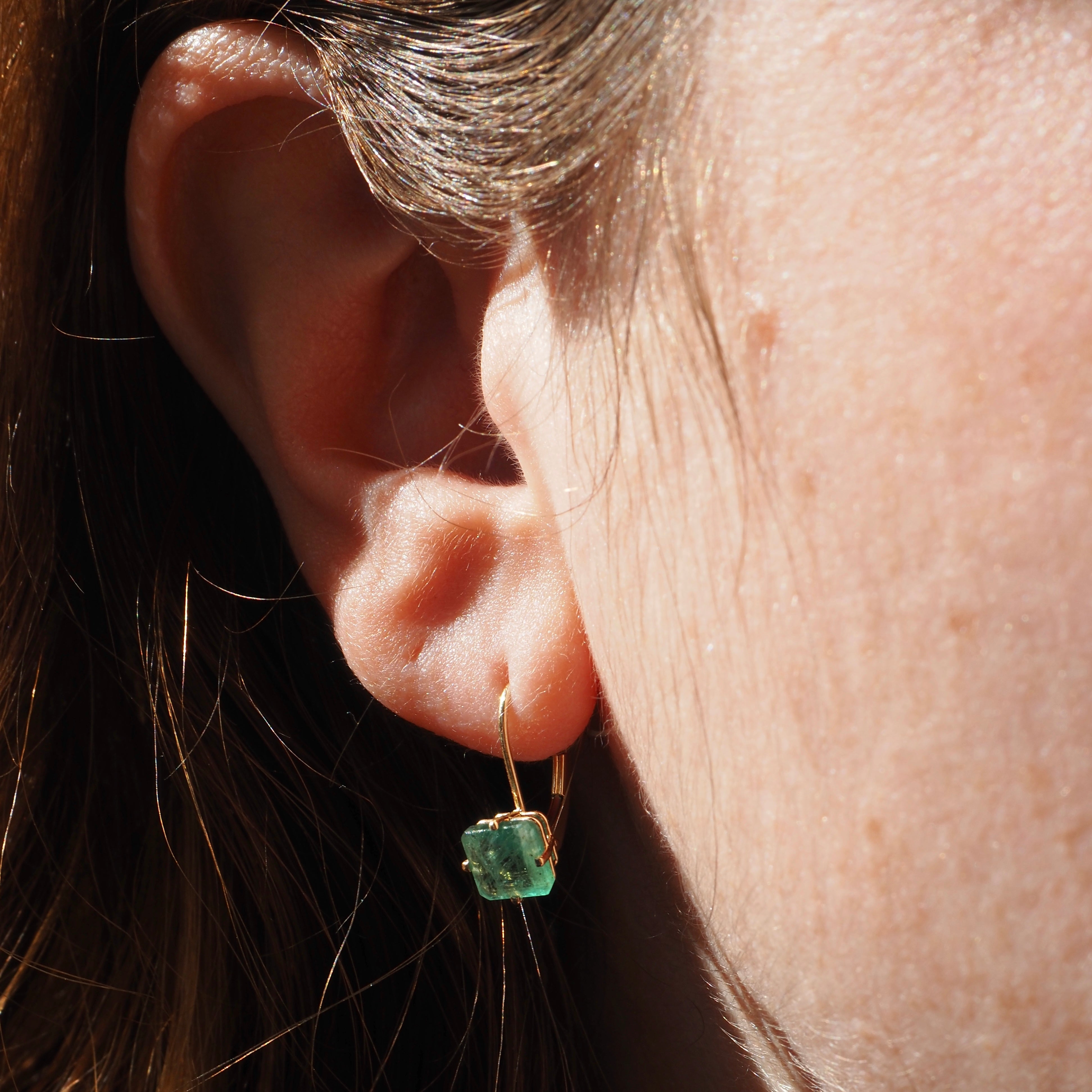 Vintage 14k Gold Square Cut Emerald Drop Earrings