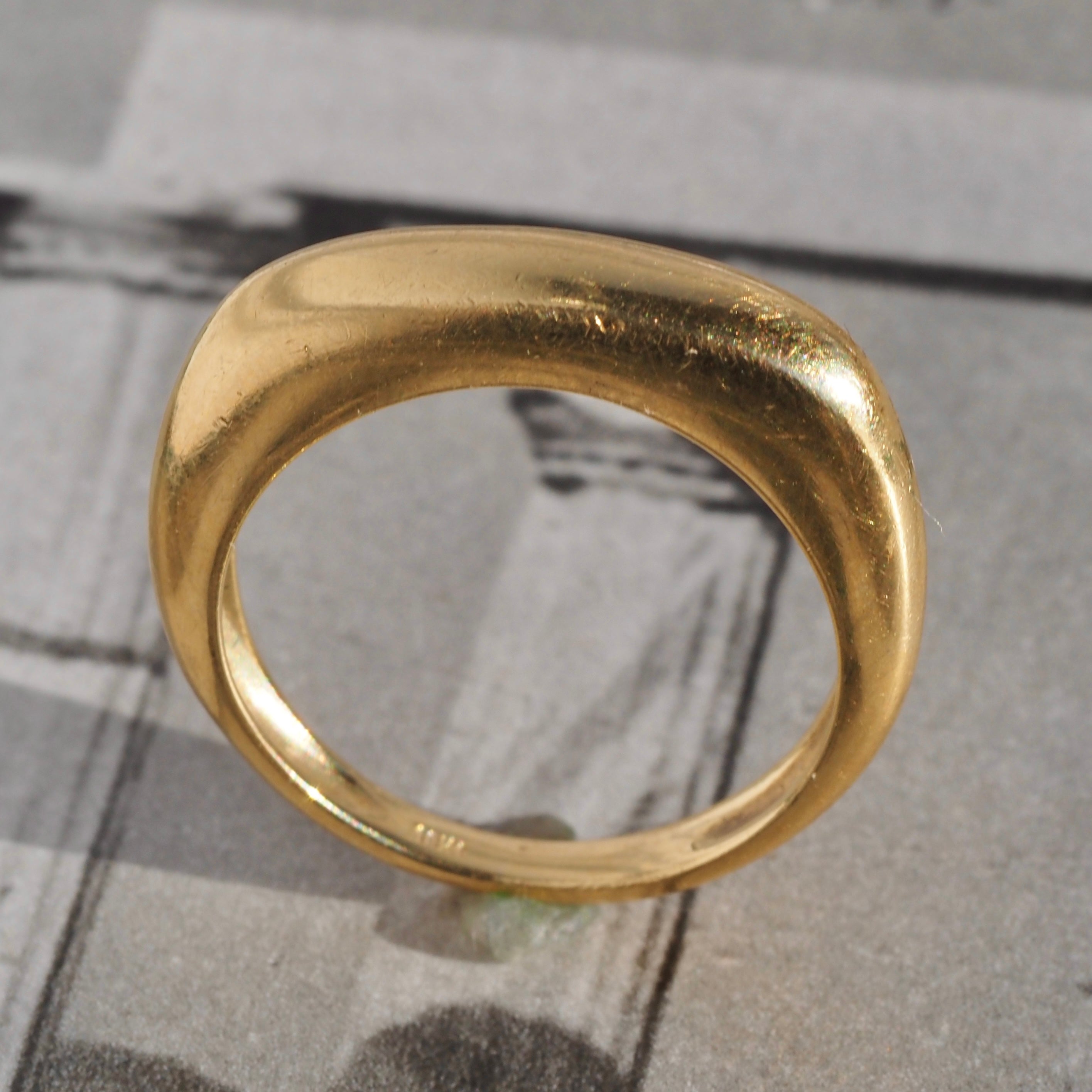 Vintage 18k Gold Squared Band Ring