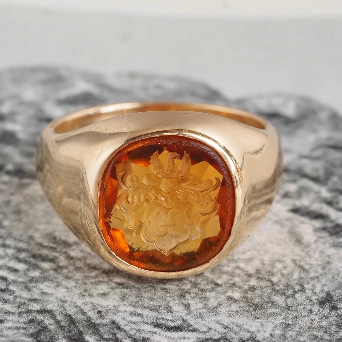 Vintage Citrine Crest Intaglio 14k Gold Signet Ring