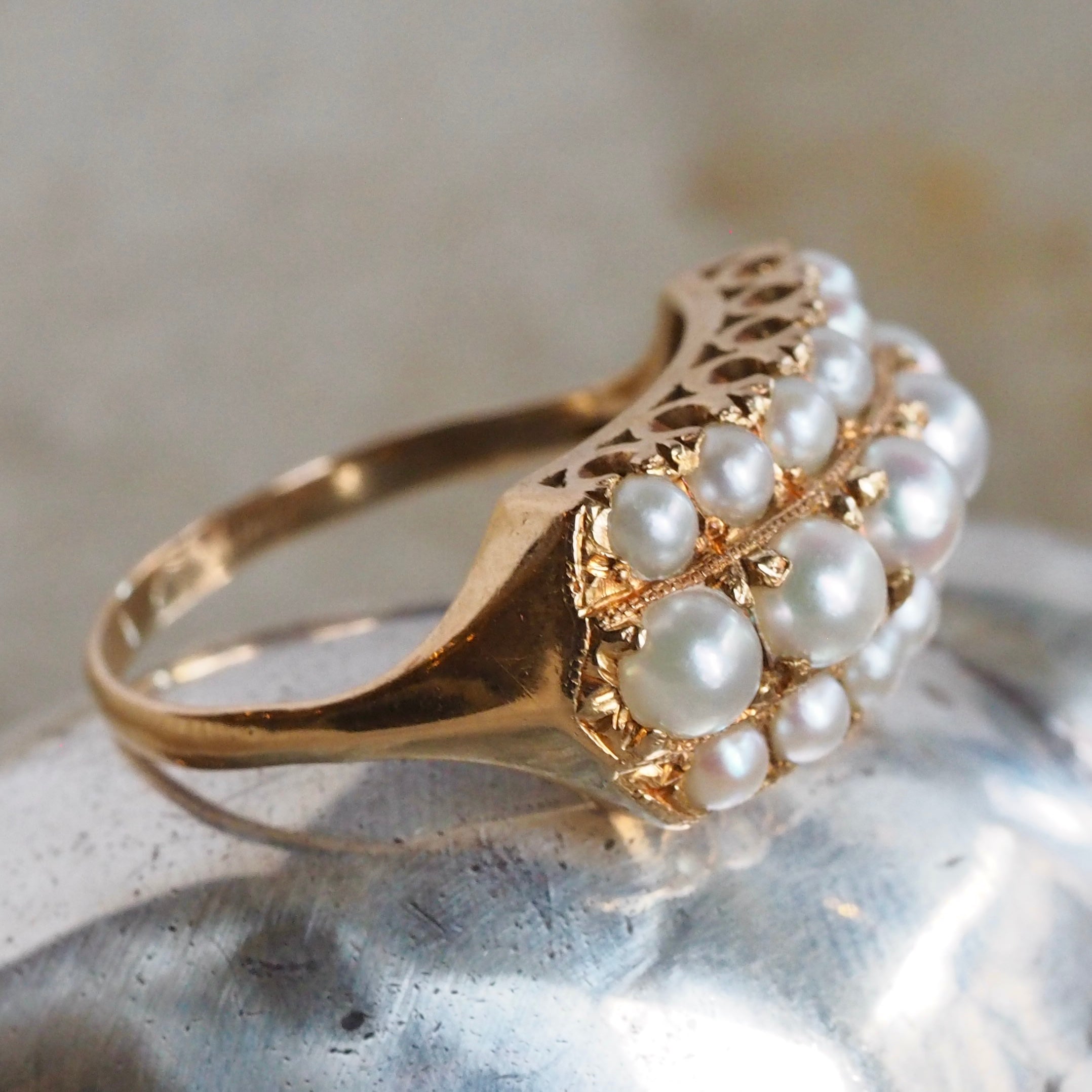 Vintage Greek 18k Gold Triple Row Pearl Ring