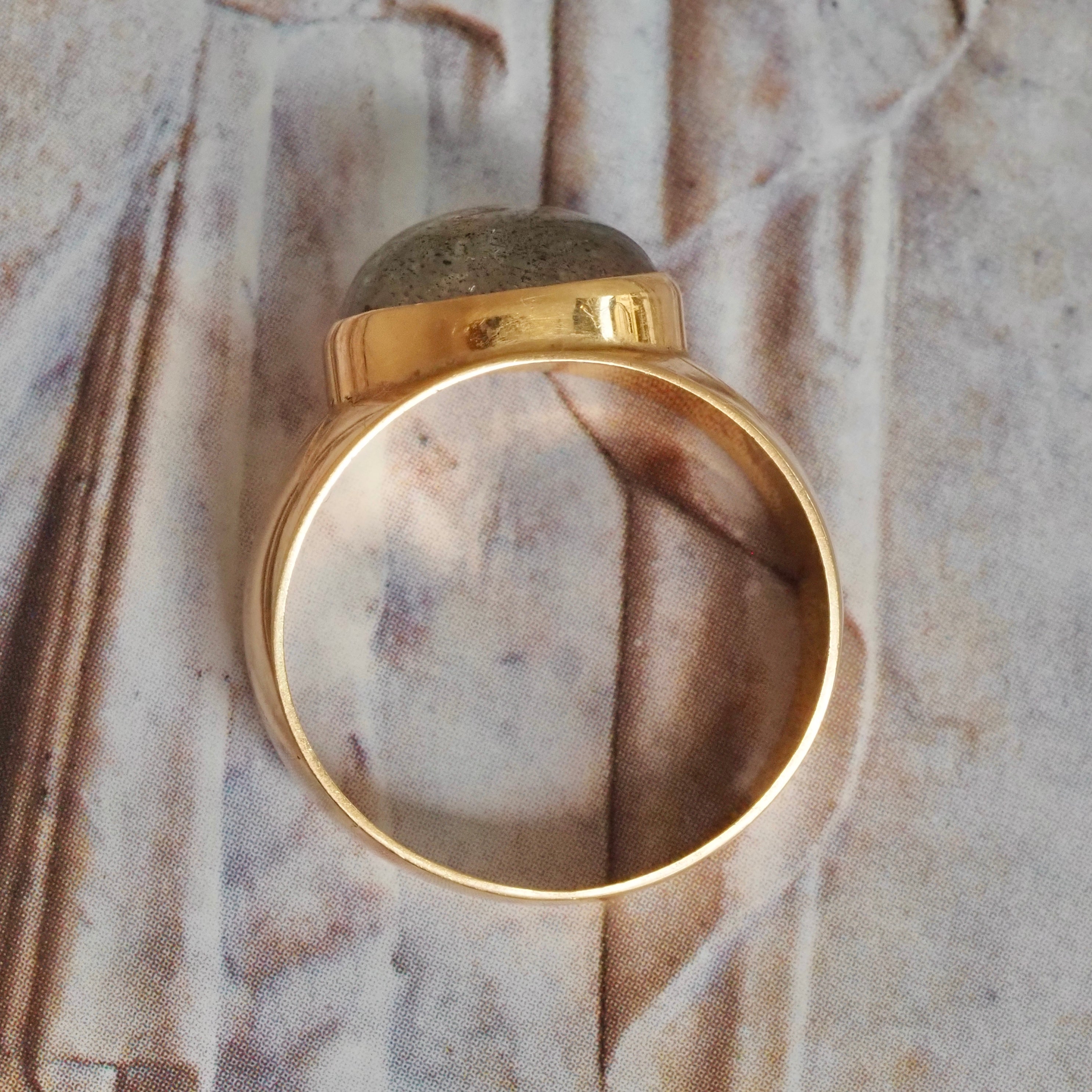 Mid-Century Swedish Labradorite Cabochon Wide 18k Gold Ring
