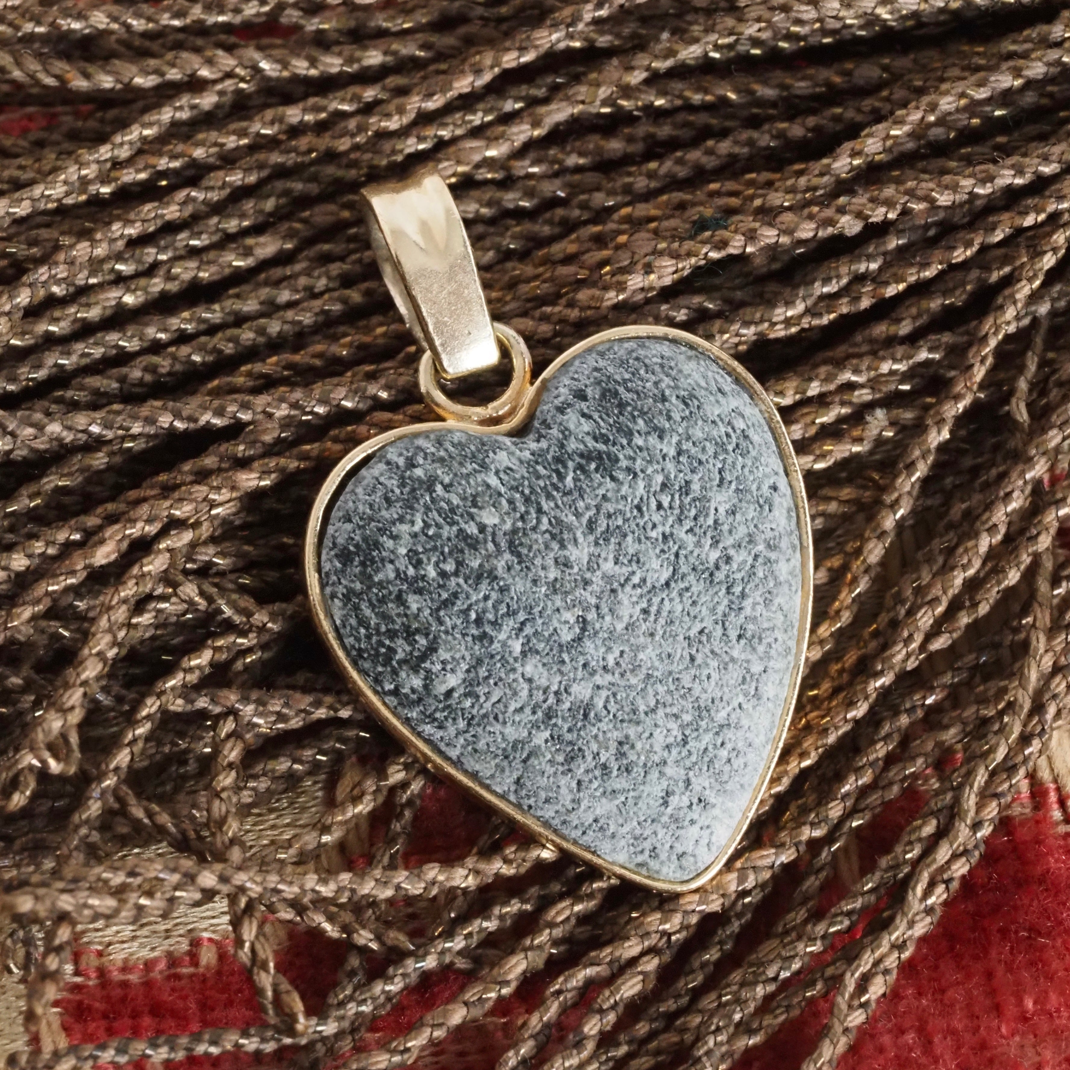 Stone Heart 18k Gold Pendant