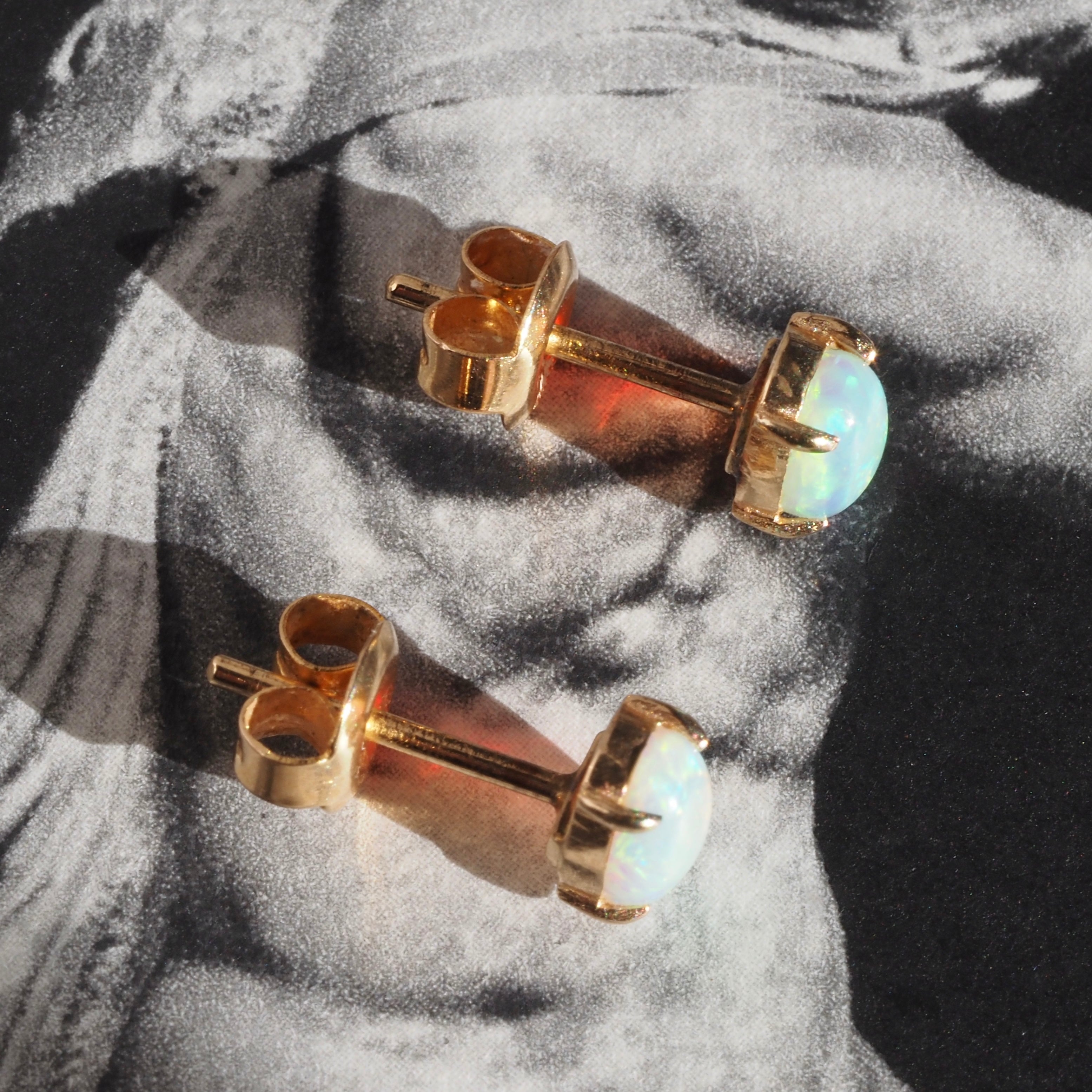 Vintage 14k Gold Opal Stud Earrings