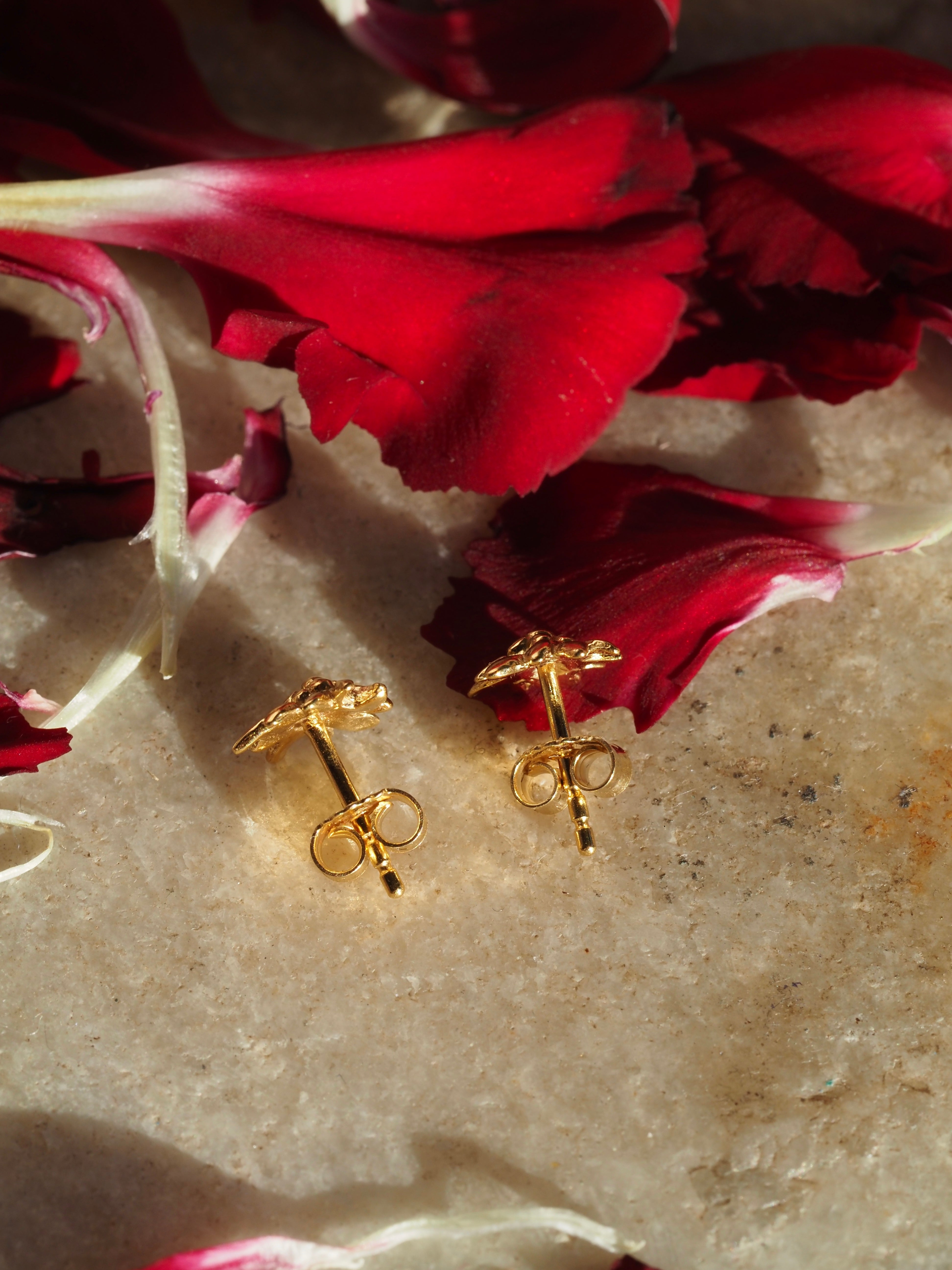 Vintage 18k Gold Flower Studs