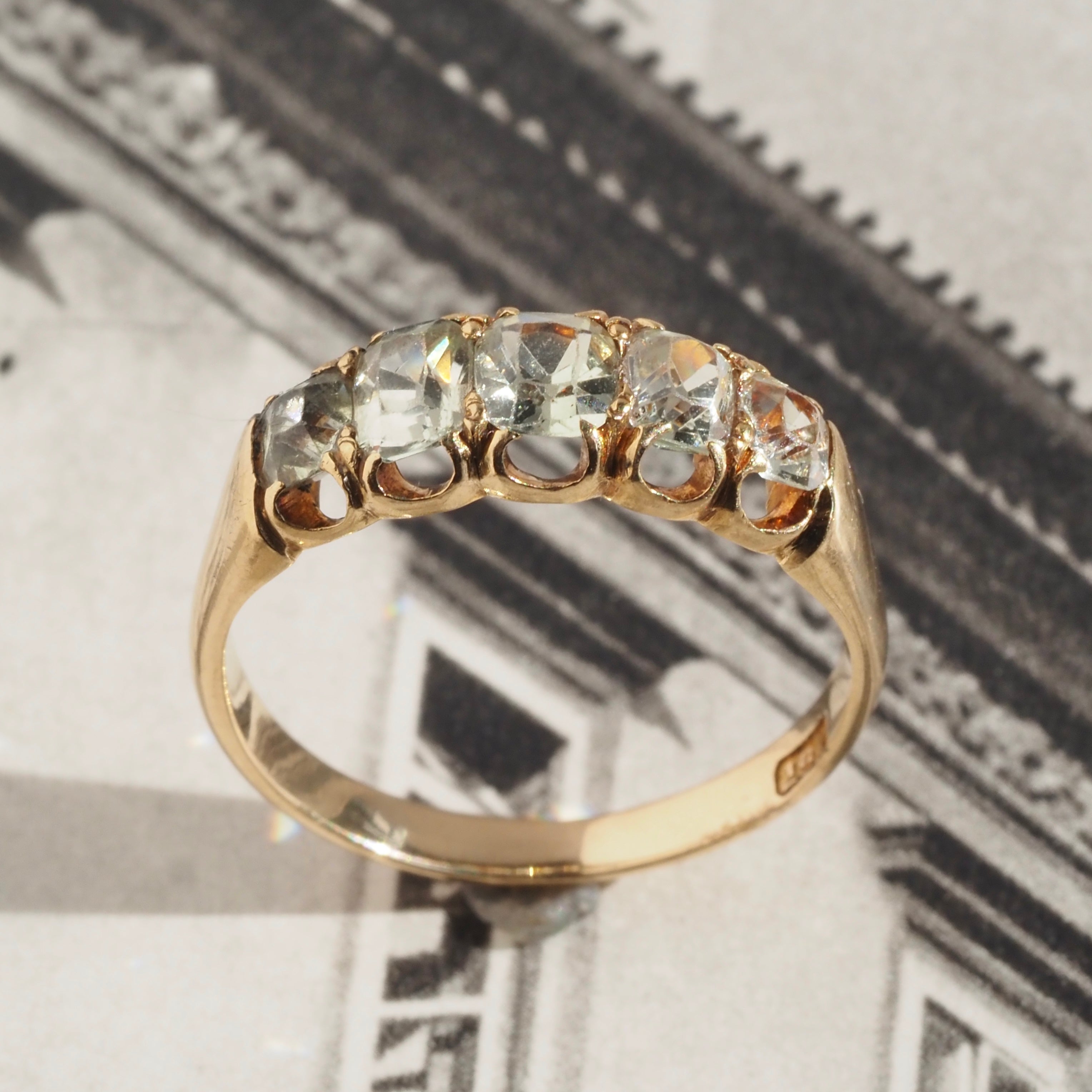 Antique Victorian Five Stone Chrysoberyl 18k Gold Ring