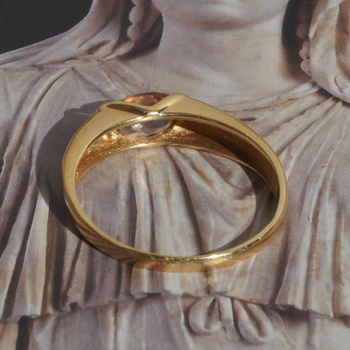Vintage Imperial Topaz 18k Gold Ring