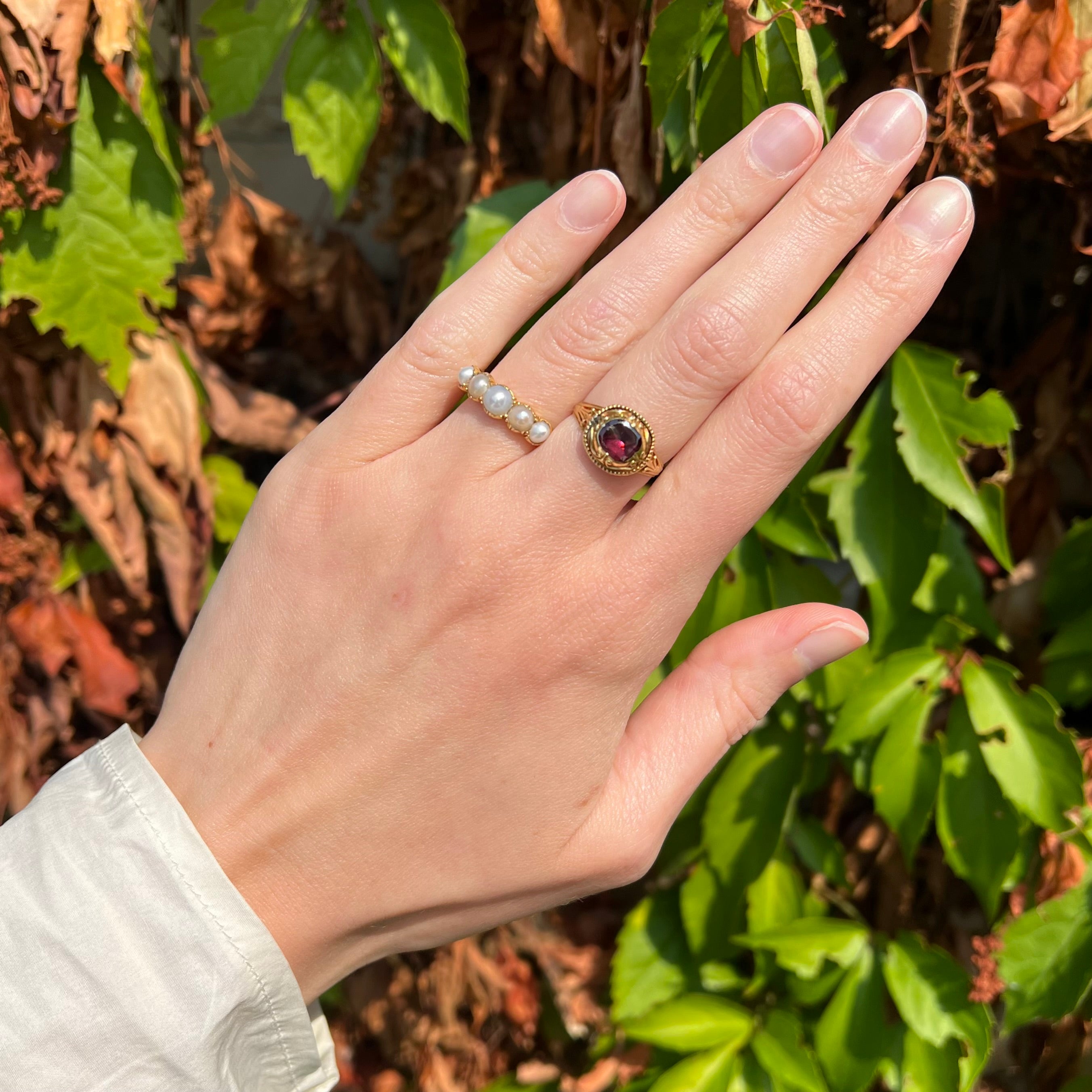 Antique Georgian Almandine Garnet 18k Gold Ring