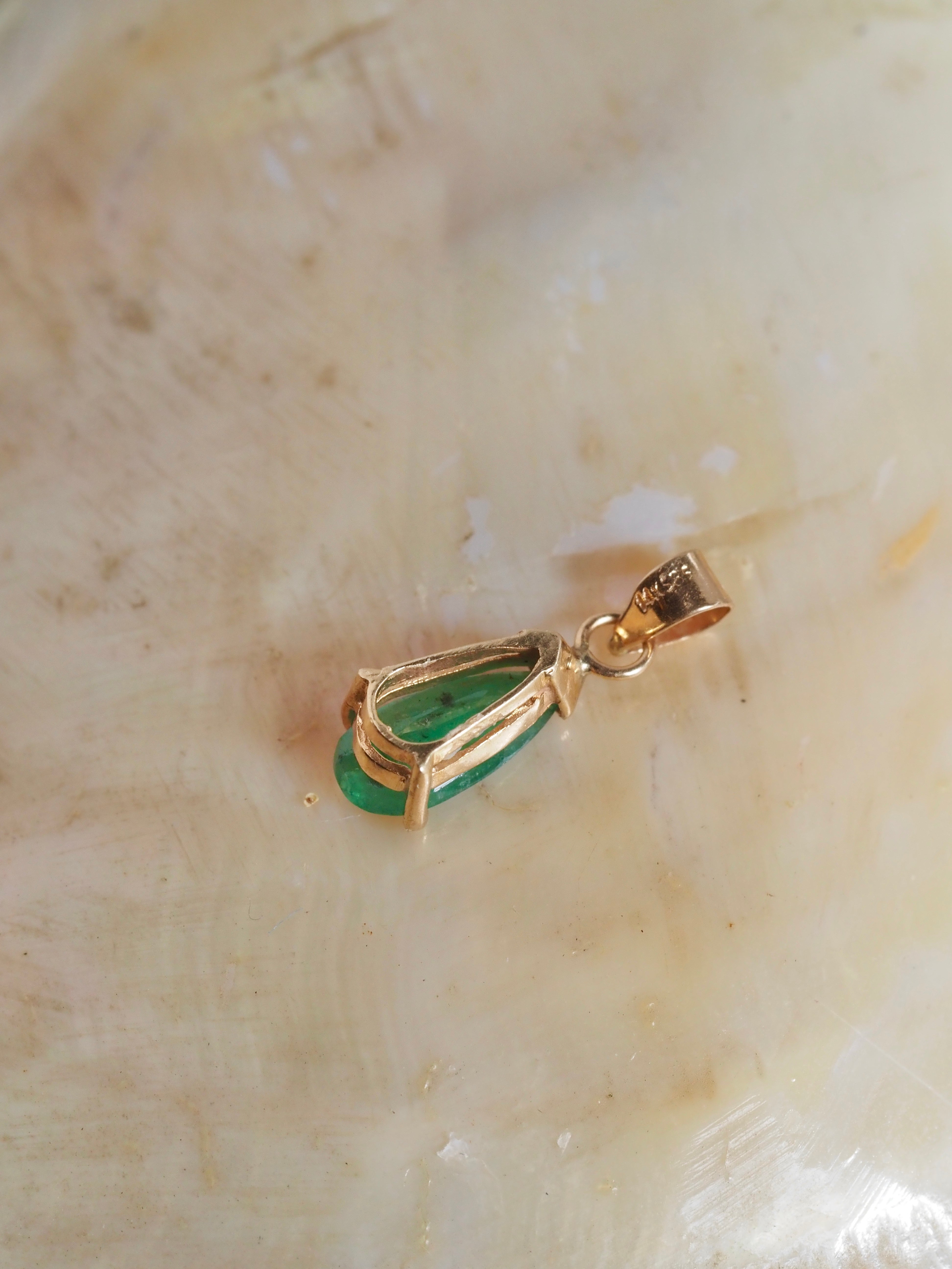 Vintage 14k Gold Emerald Teardrop Charm