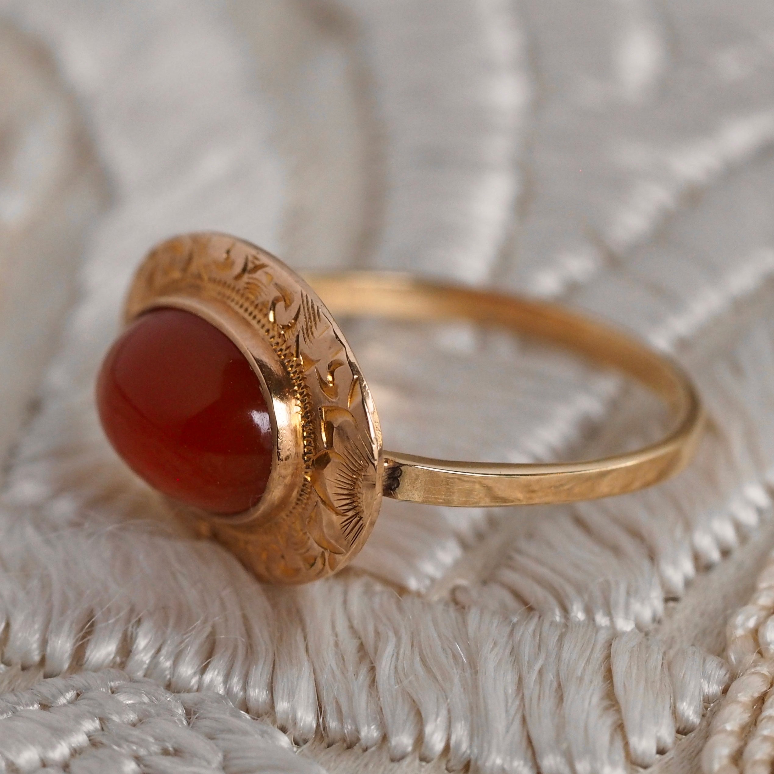 Antique Victorian 14k Gold Carnelian East West Ring