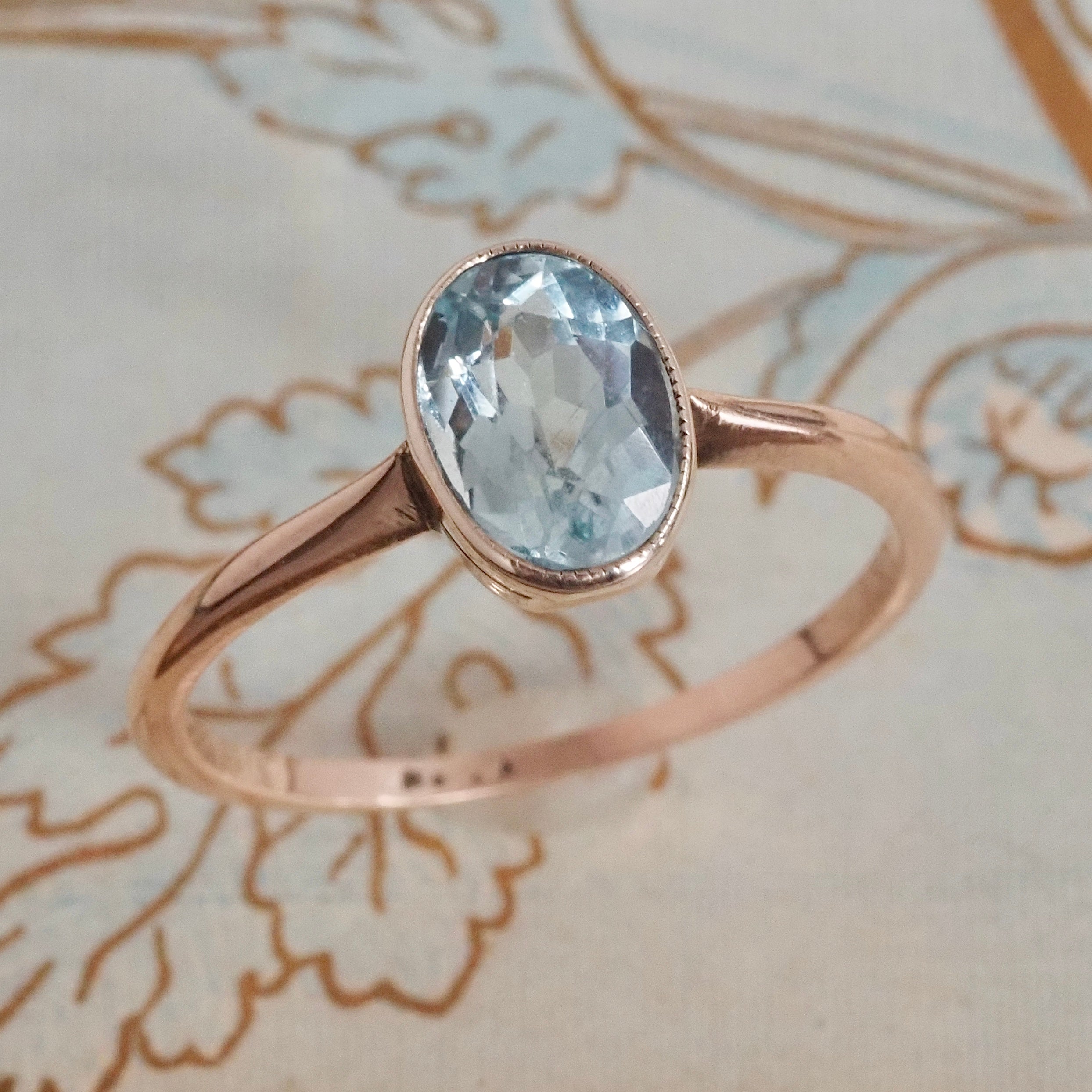 Antique Aquamarine 9k Gold Ring