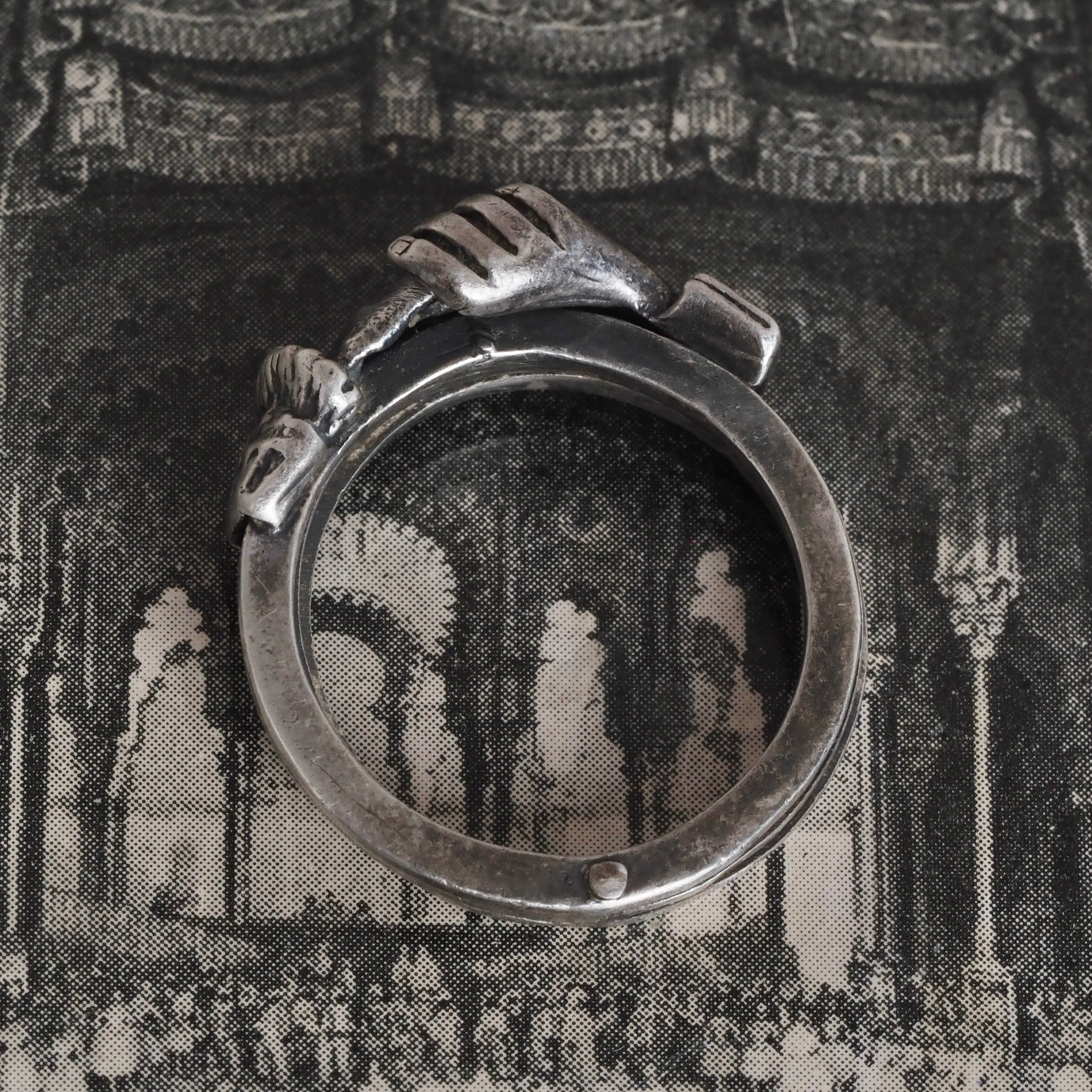Antique Sterling Silver Fede Ring