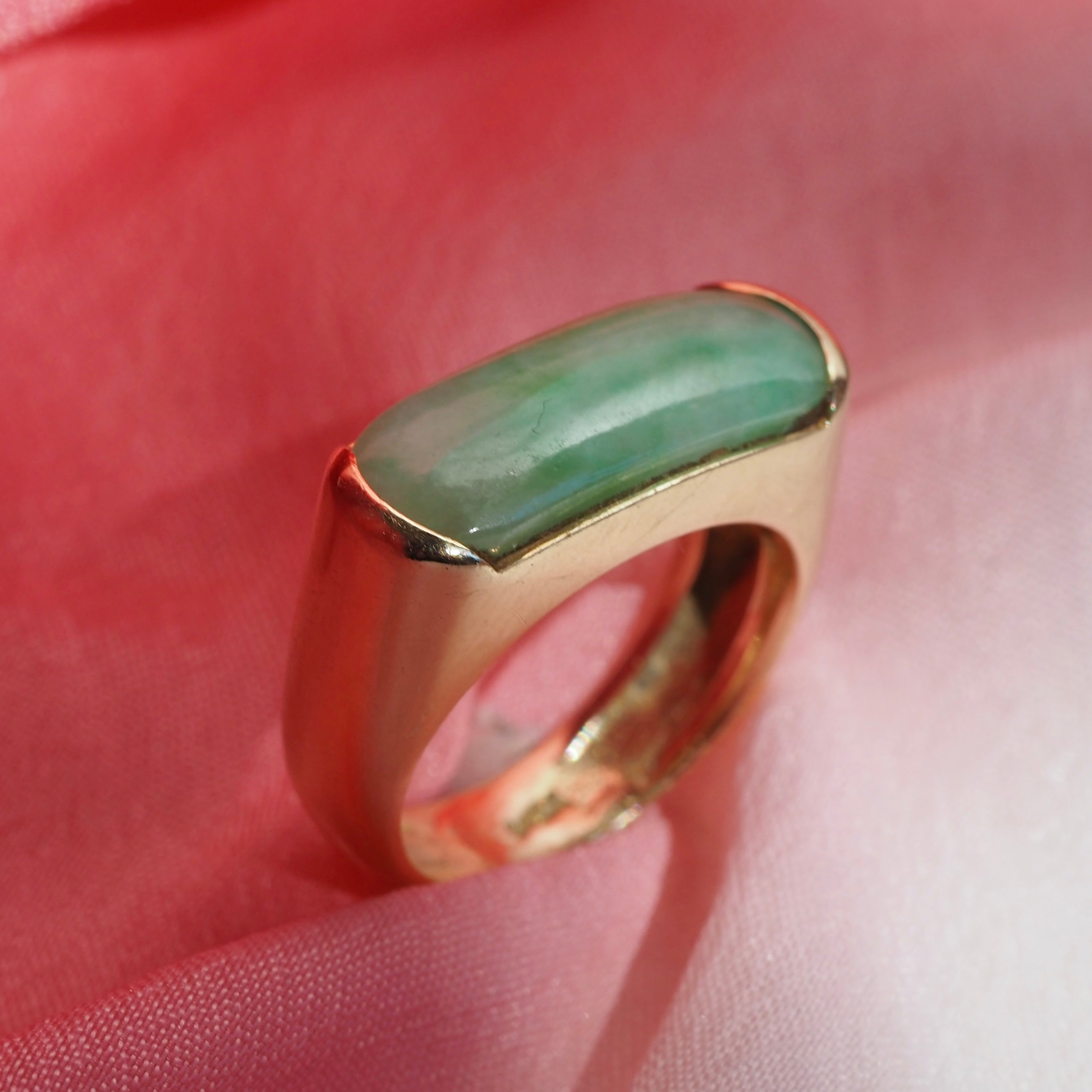 Vintage 14k Gold Jade Saddle Ring