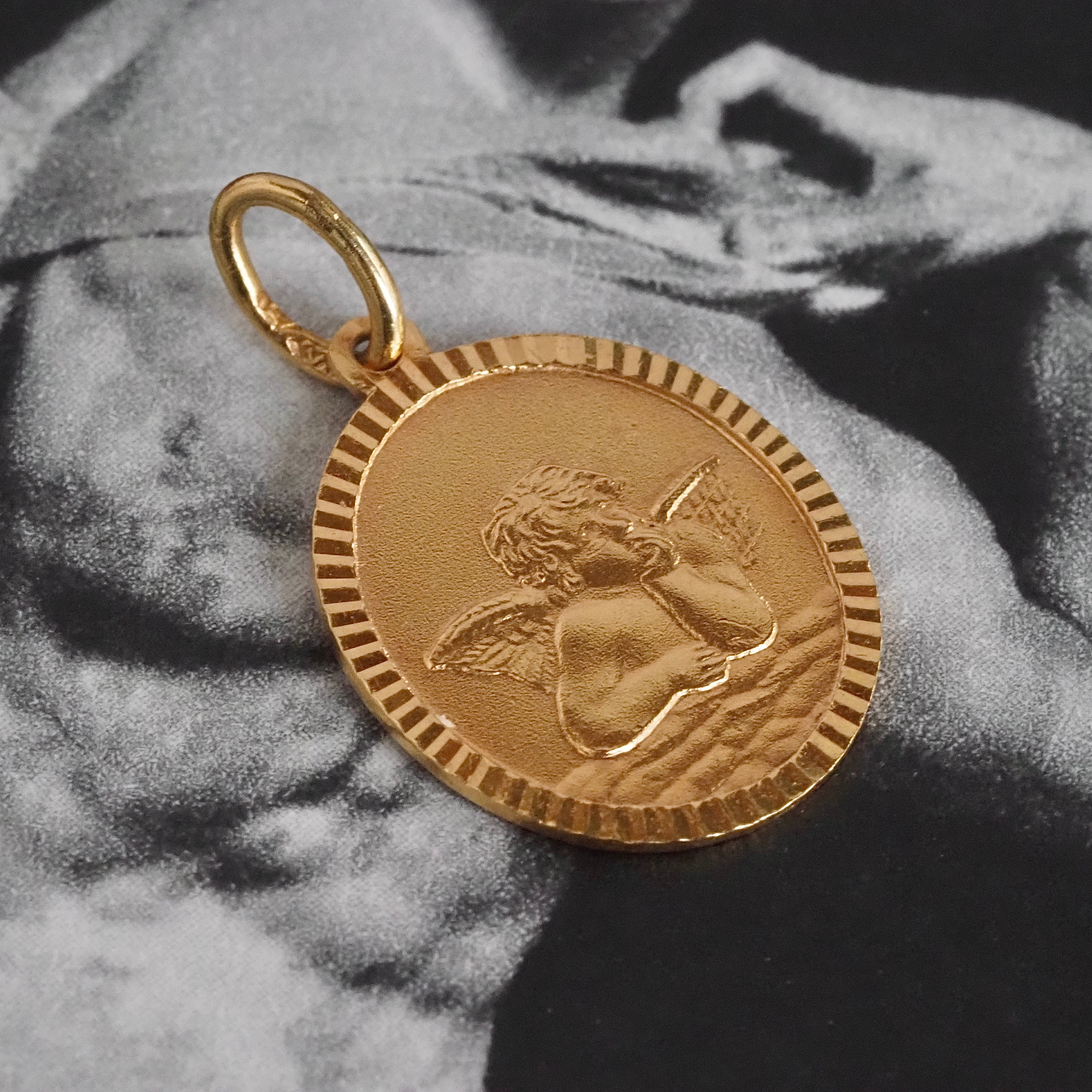 Vintage Guardian Angel 18k Gold Charm