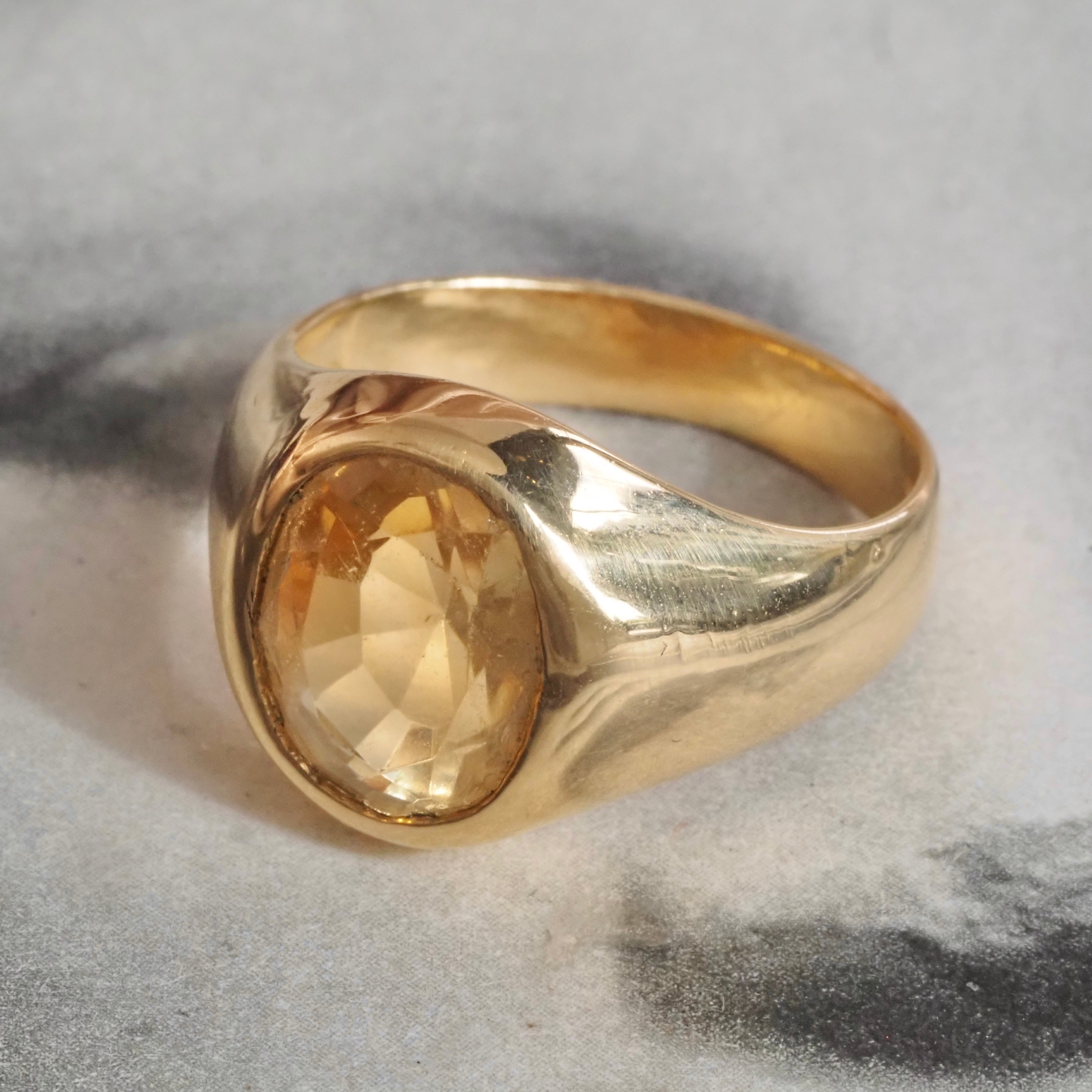 Vintage Citrine 18k Flush Set Signet Ring