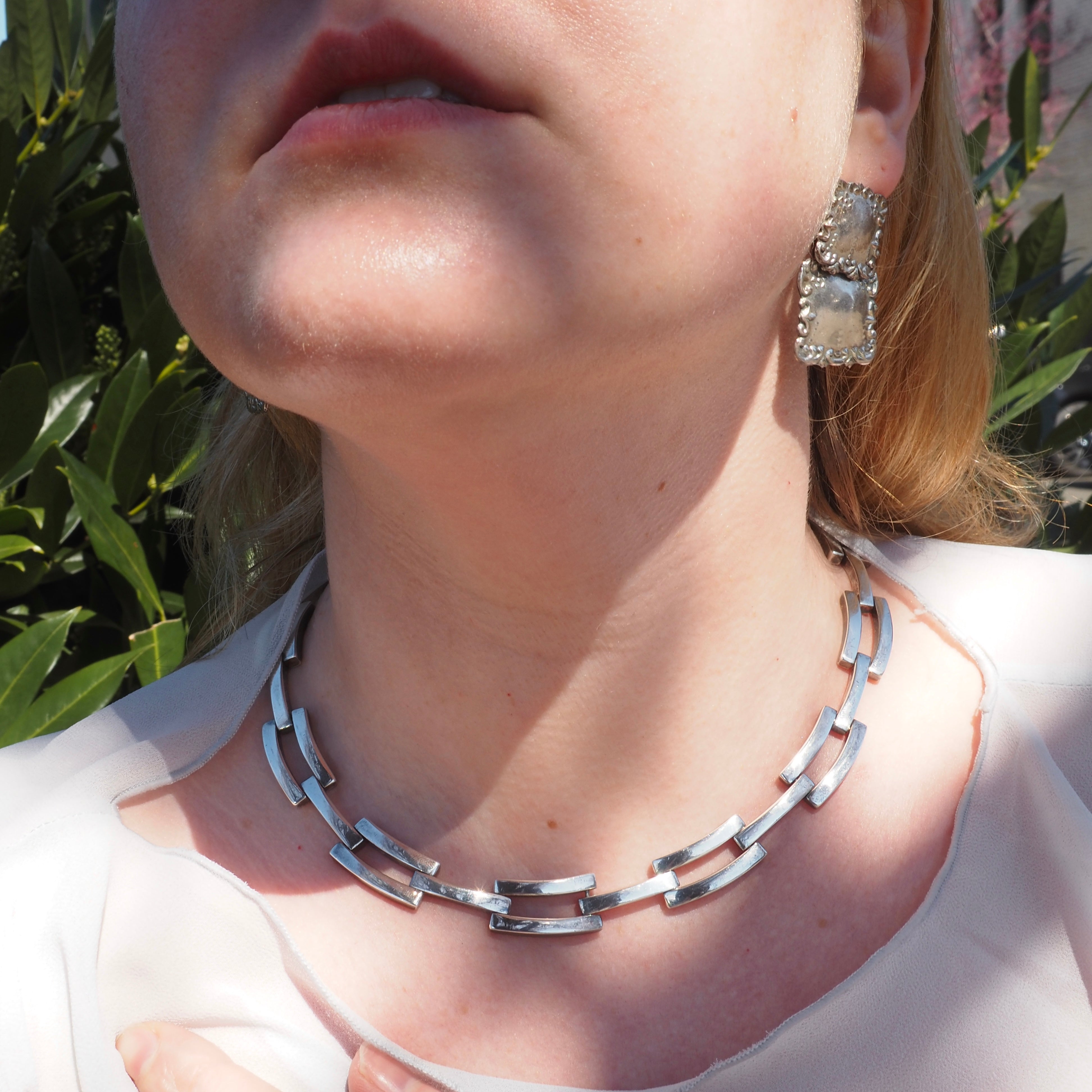 Vintage Gucci Link Sterling Silver Collar Necklace