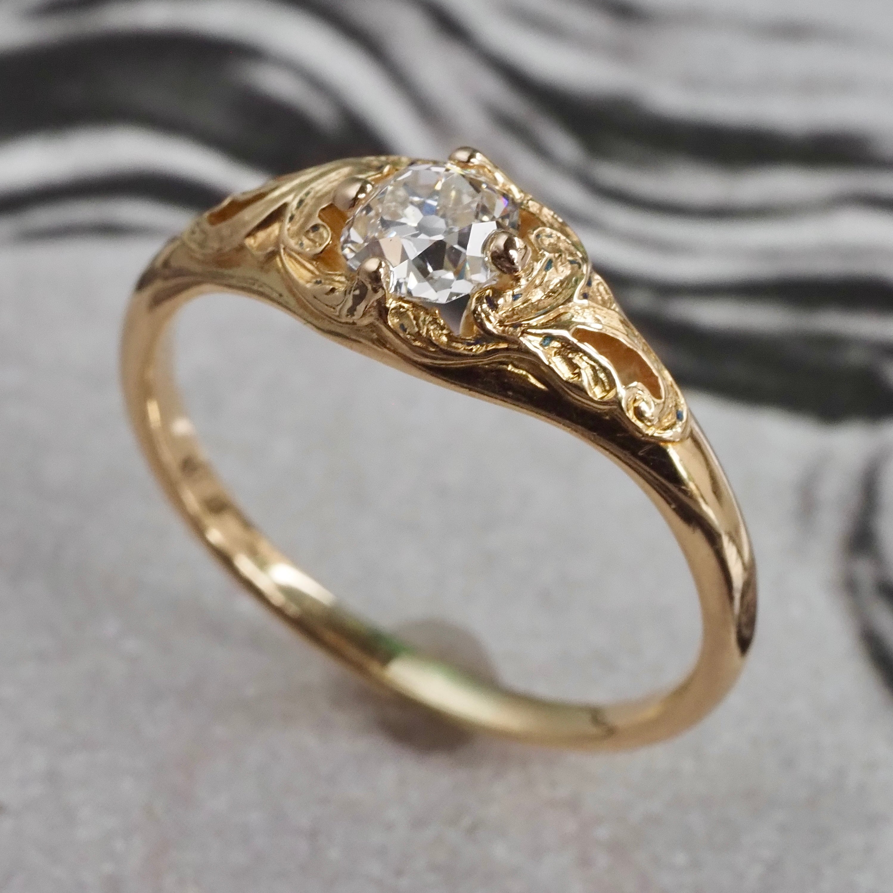 Vintage Victorian Style Old Mine Cut Diamond 18k Gold Engagement Ring