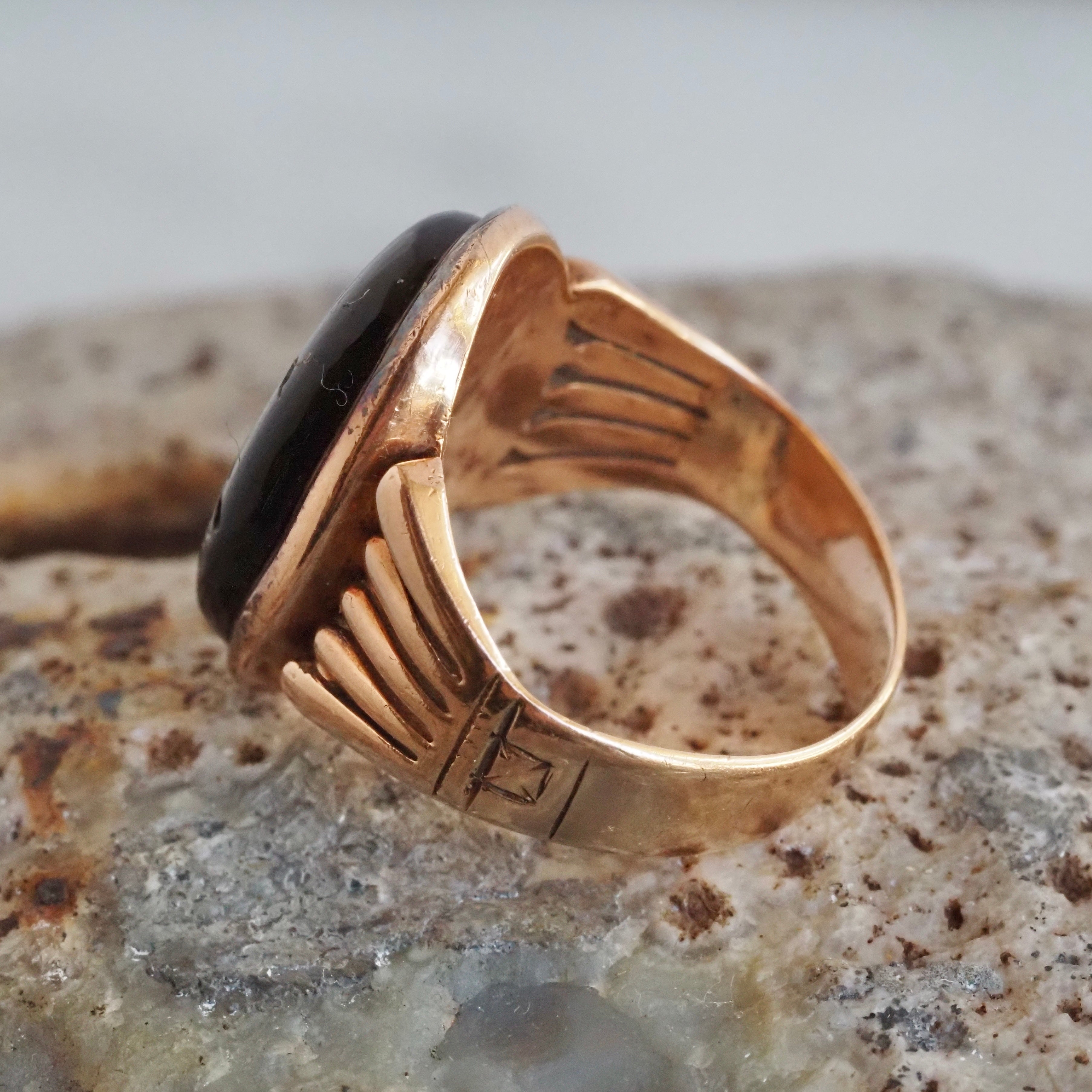 Antique Victorian 14k Rose Gold Artemis Intaglio Onyx Ring