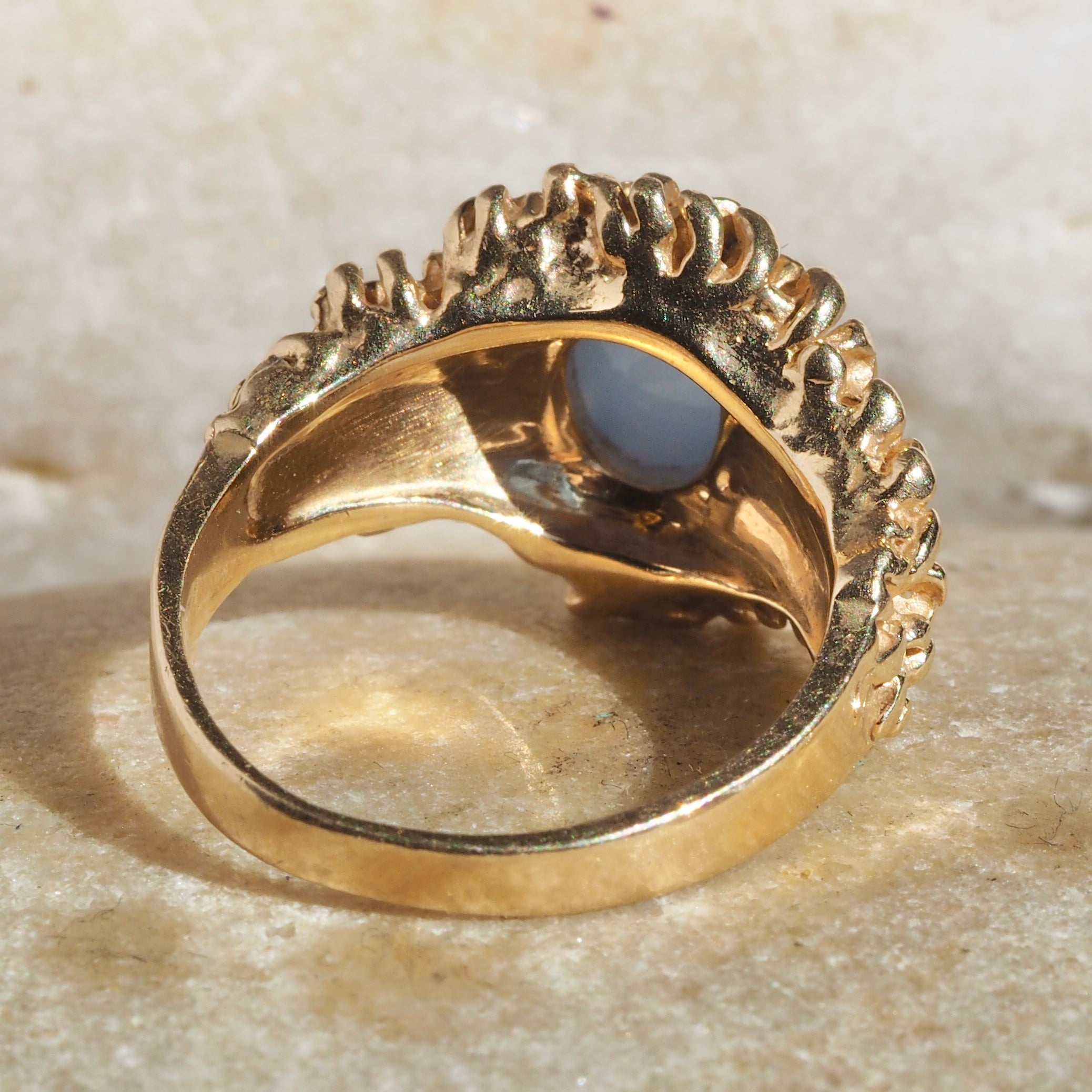 Vintage Brutalist 14k Gold Star Sapphire Ring