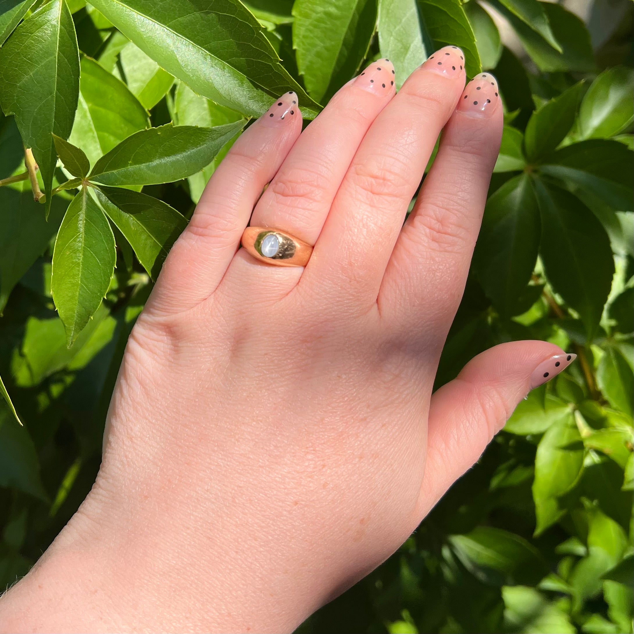 Vintage Natural Star Sapphire 14k Gold Dome Ring