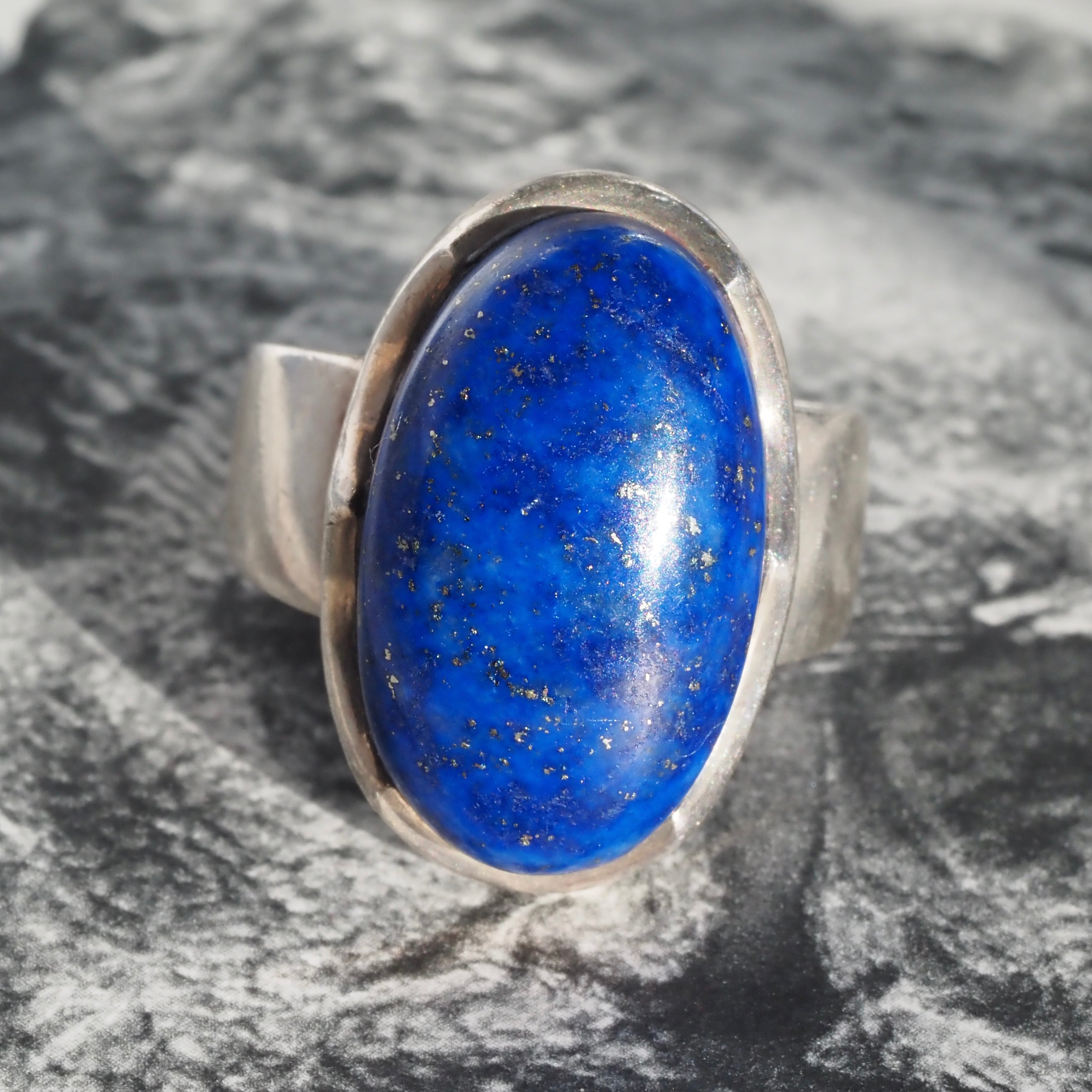 Vintage Chunky Lapis Sterling Silver Ring with Scalloped Bezel