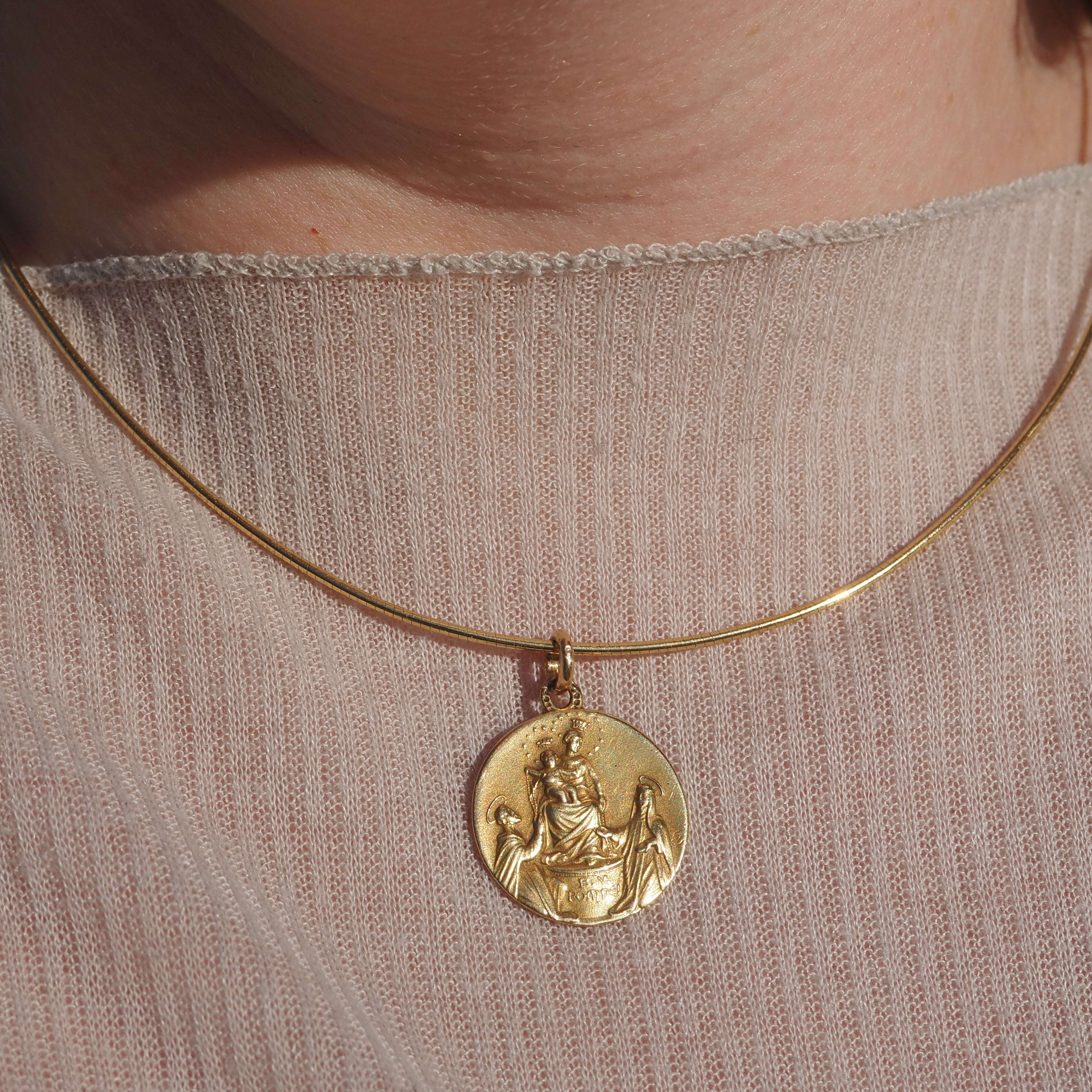 Antique Our Lady of Pompei 18k Gold Pendant