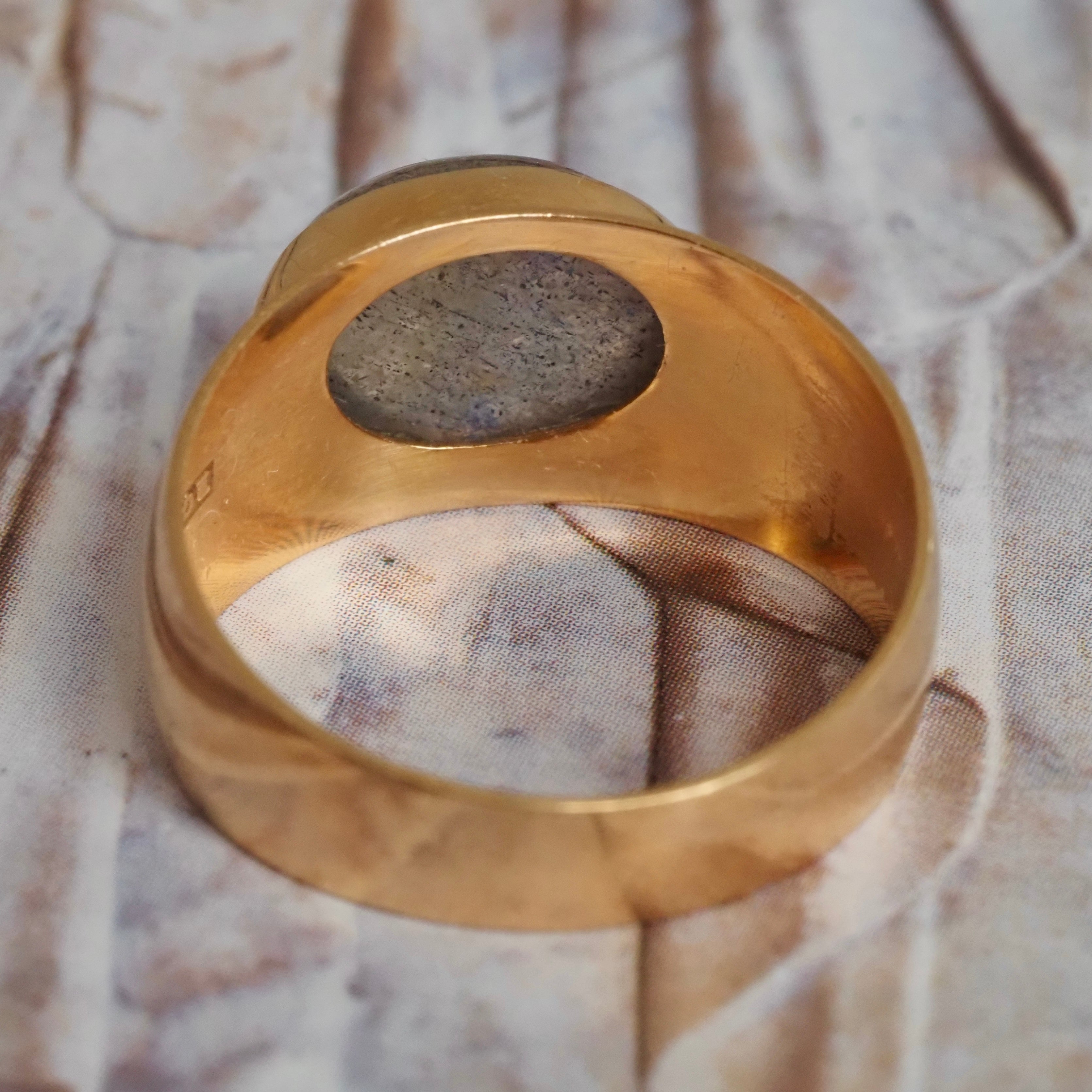 Mid-Century Swedish Labradorite Cabochon Wide 18k Gold Ring