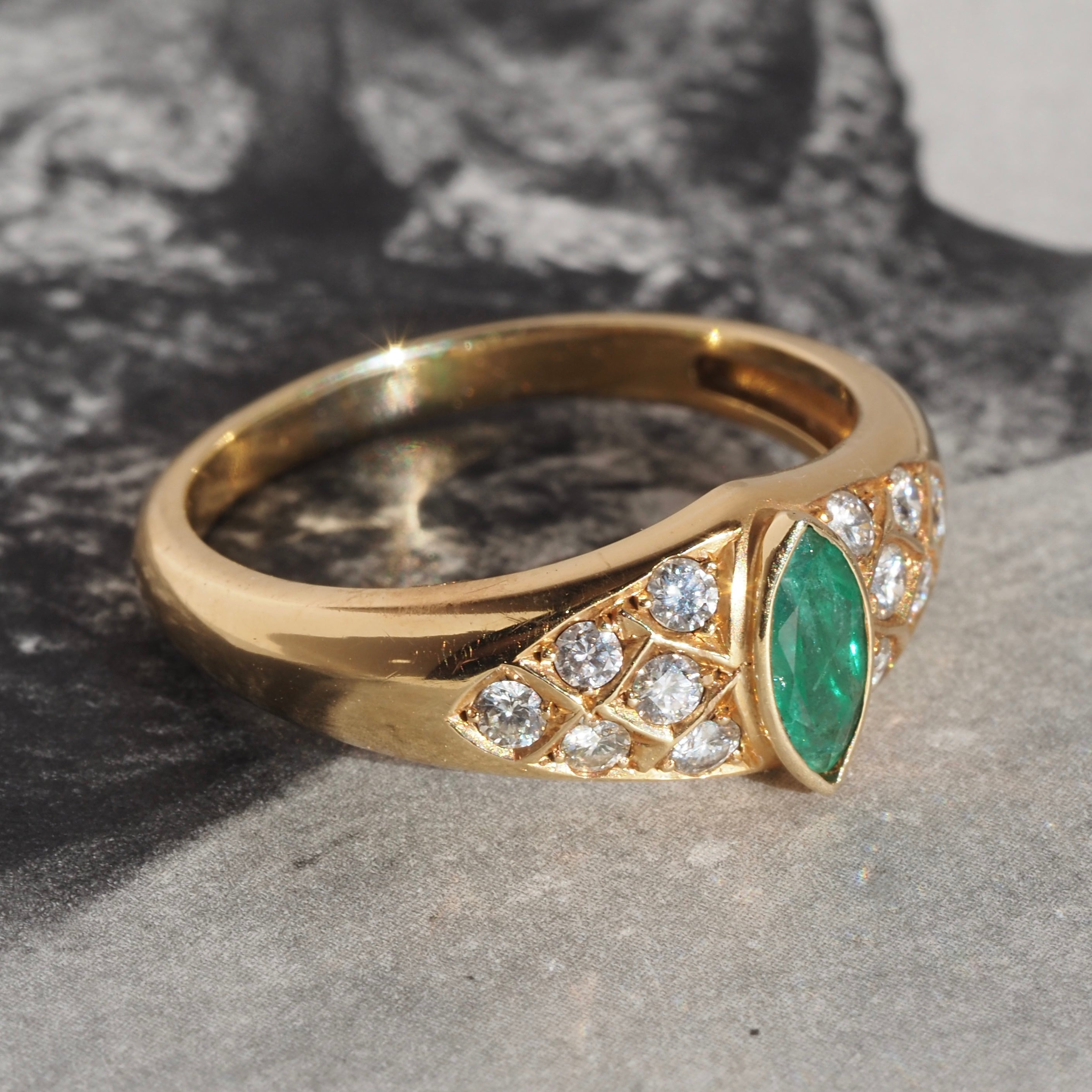 Vintage Marquis Emerald and Diamond 18k Gold Ring
