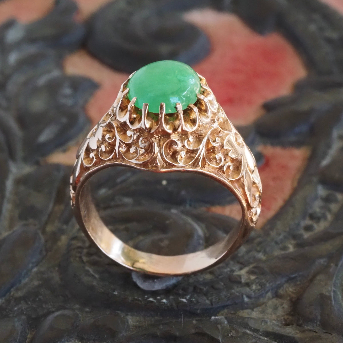 Vintage Jadeite Hand Carved Floral 14k Gold Ring