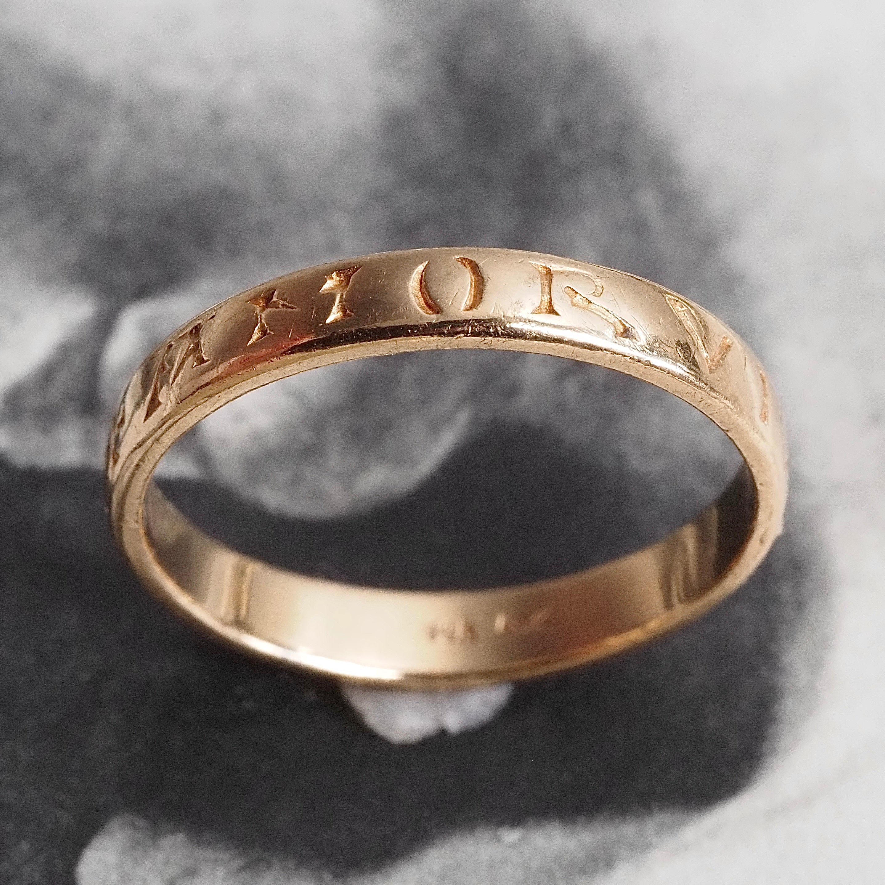 Vintage "Omnia Vincit Amor/Love Conquers All" Hand-Engraved 14k Gold Band